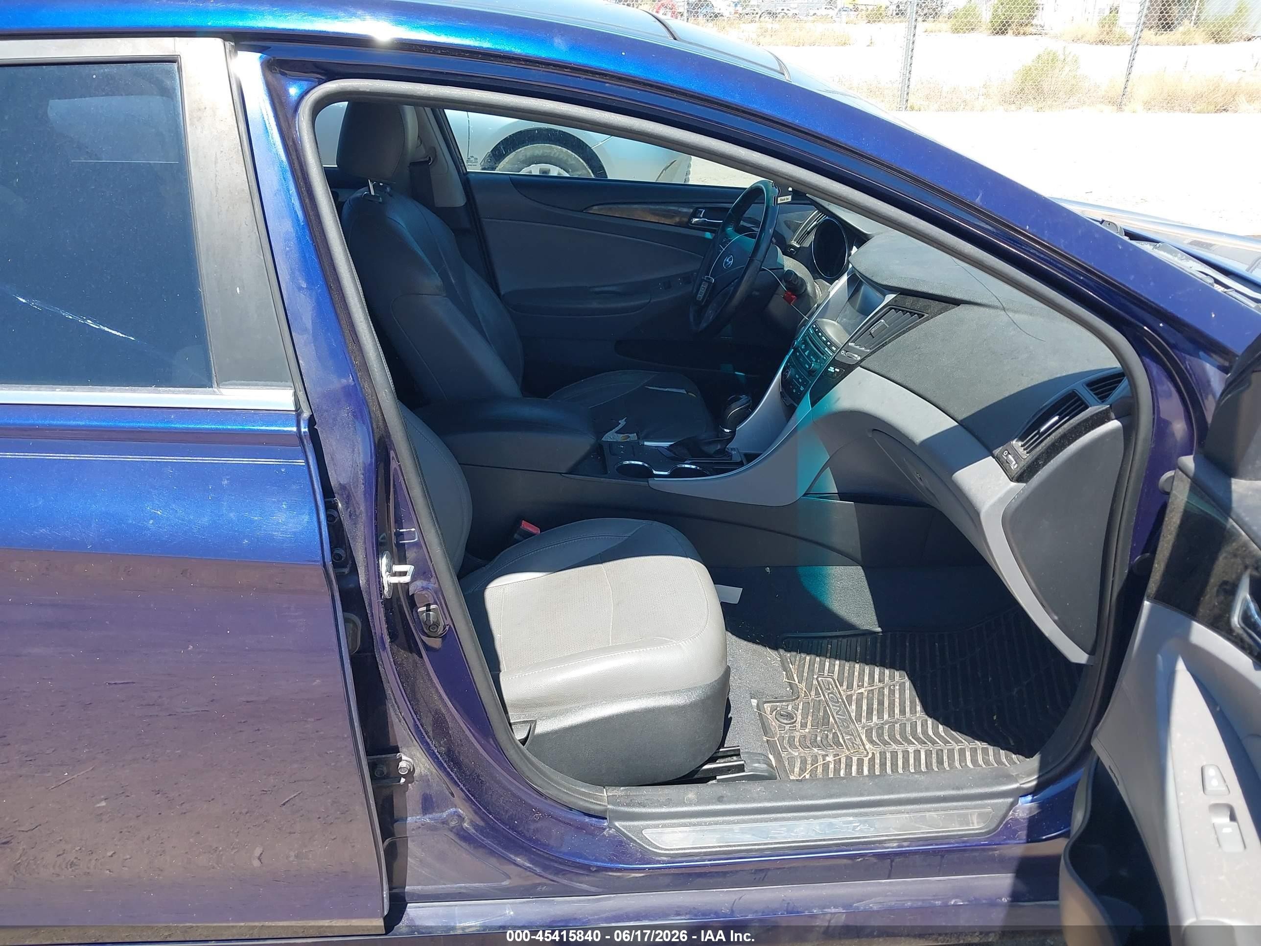 2014 Hyundai Sonata Limited Dark Blue vin: 5NPEC4AC4EH931110