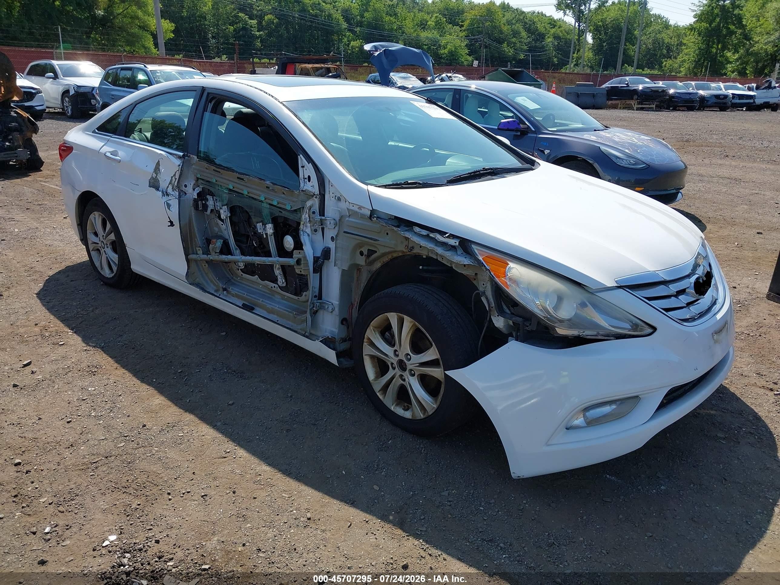 2011 Hyundai Sonata Limited White vin: 5NPEC4AC5BH000546
