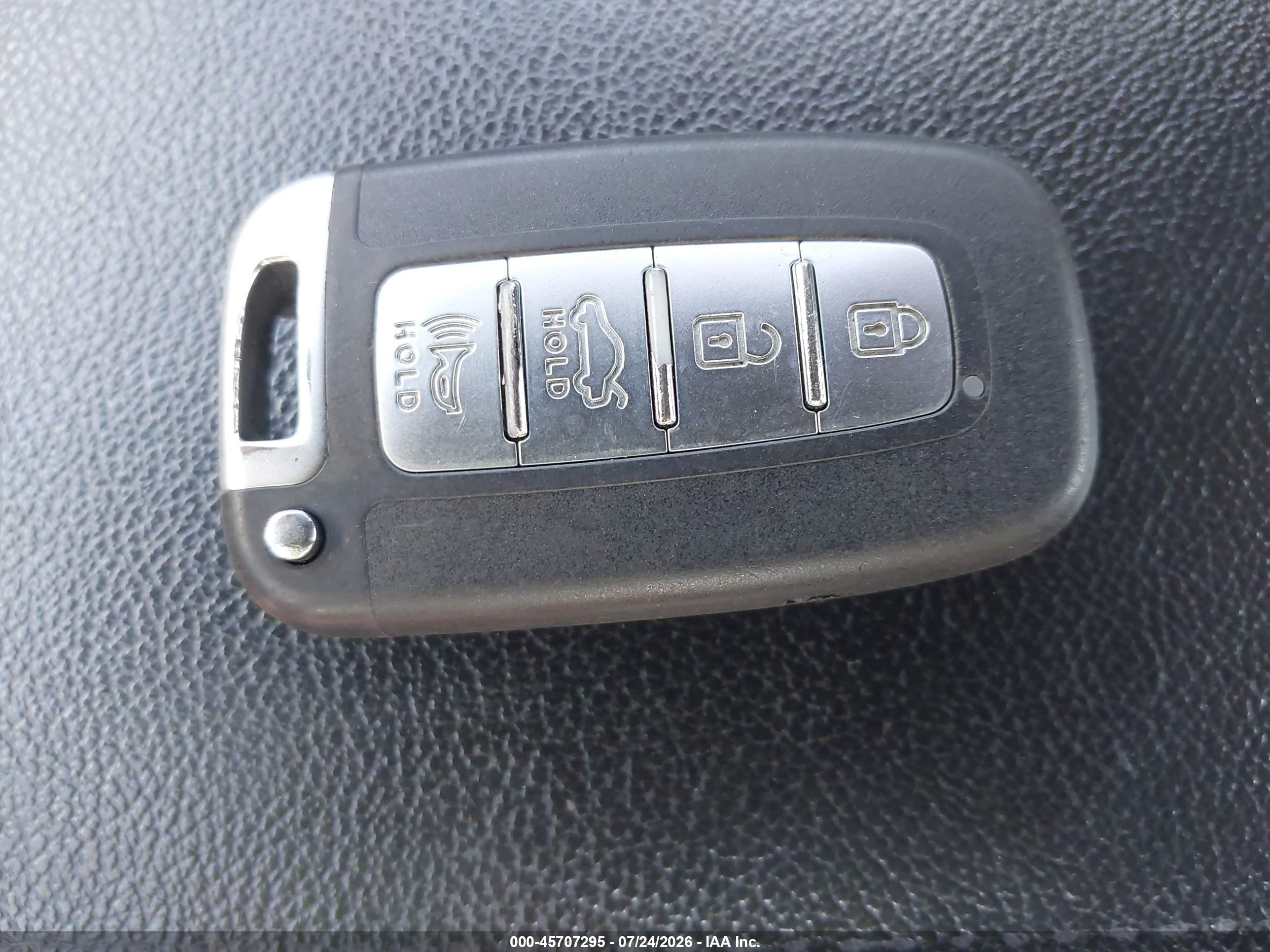 2011 Hyundai Sonata Limited White vin: 5NPEC4AC5BH000546