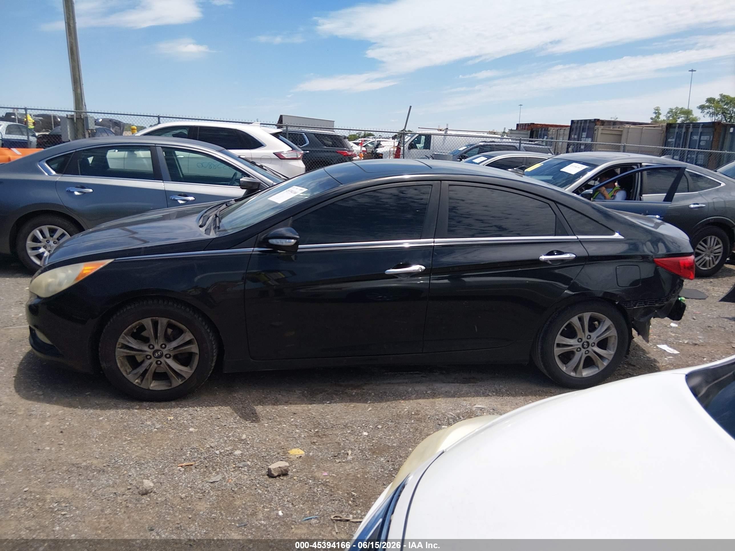 2011 Hyundai Sonata Limited Black vin: 5NPEC4AC5BH016407