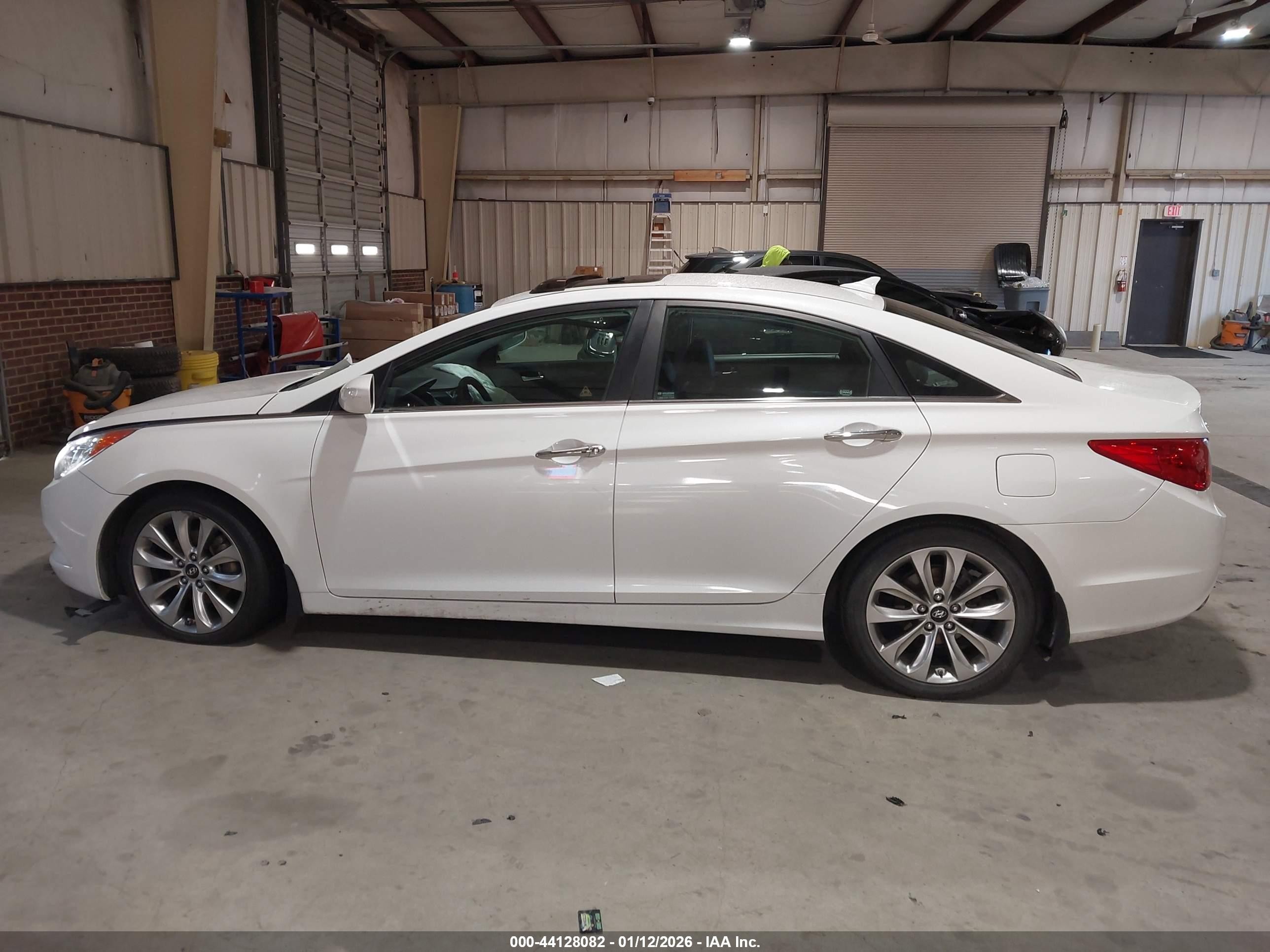 2011 Hyundai Sonata Se/limited White vin: 5NPEC4AC5BH106883