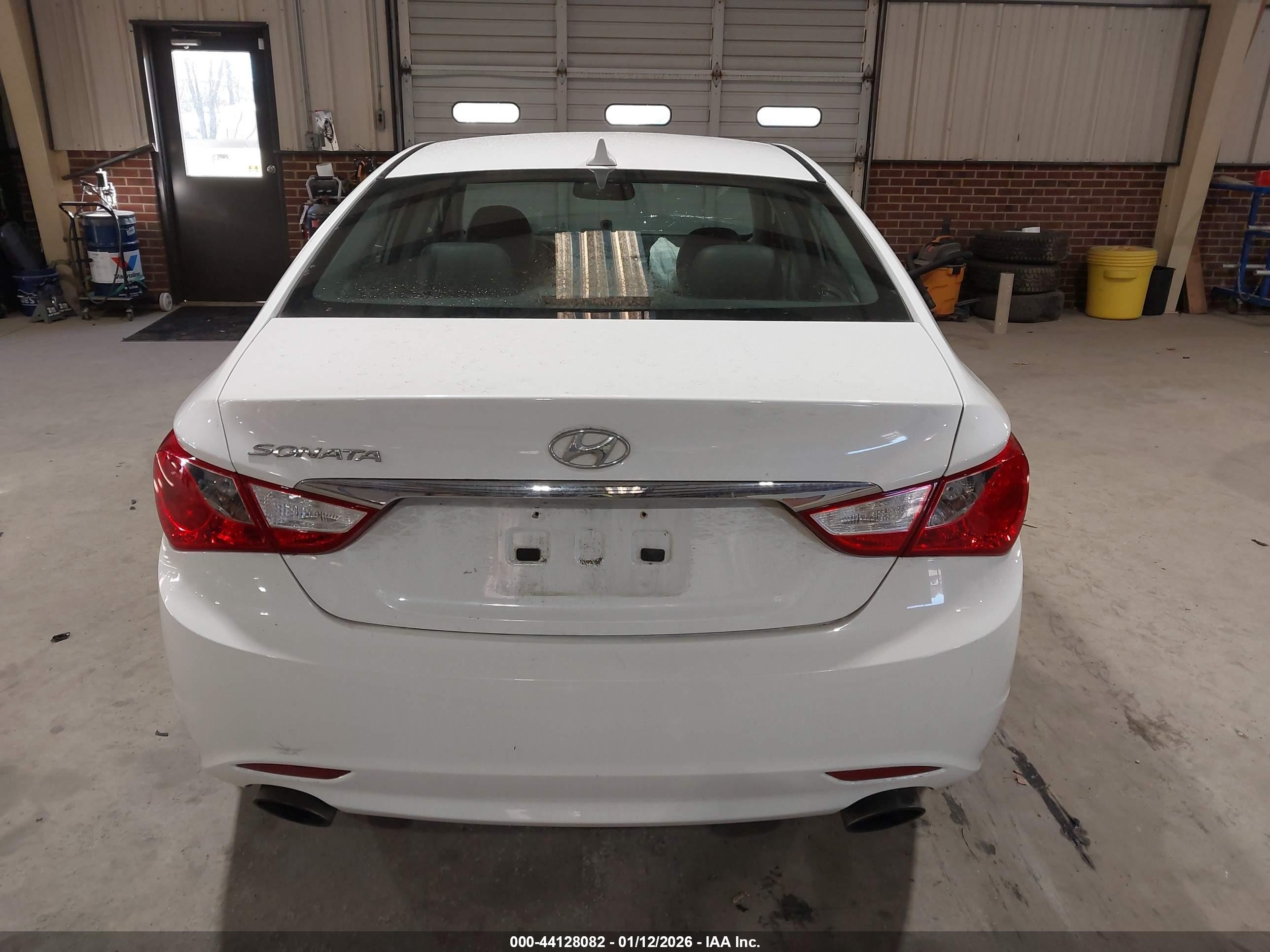 2011 Hyundai Sonata Se/limited White vin: 5NPEC4AC5BH106883