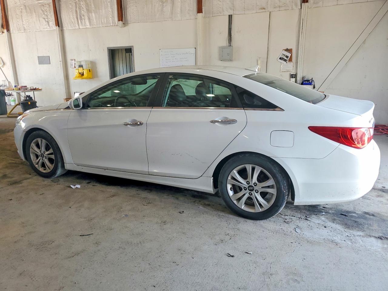 2011 Hyundai Sonata Limited White vin: 5NPEC4AC5BH118645