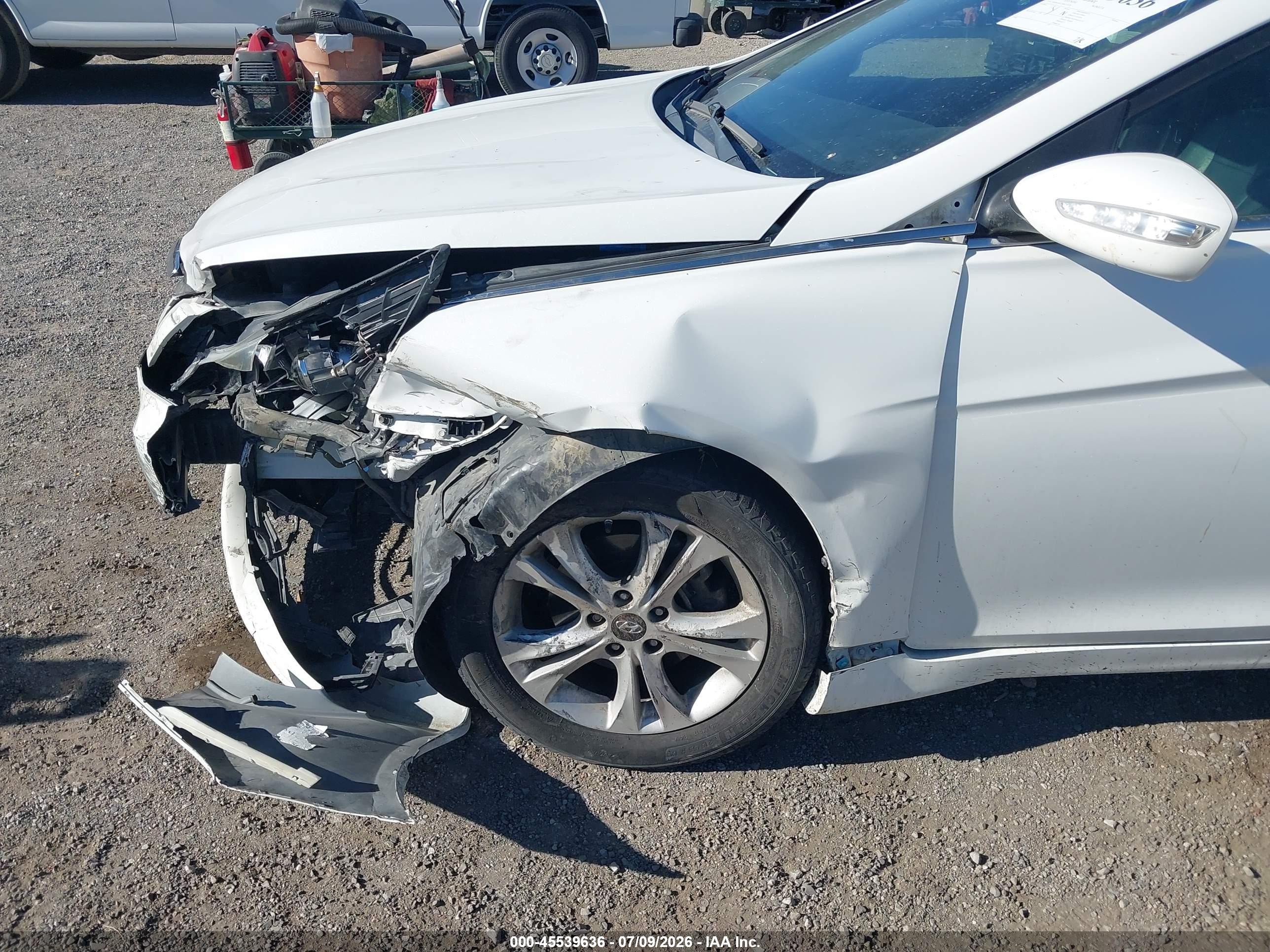2011 Hyundai Sonata Limited White vin: 5NPEC4AC5BH237120
