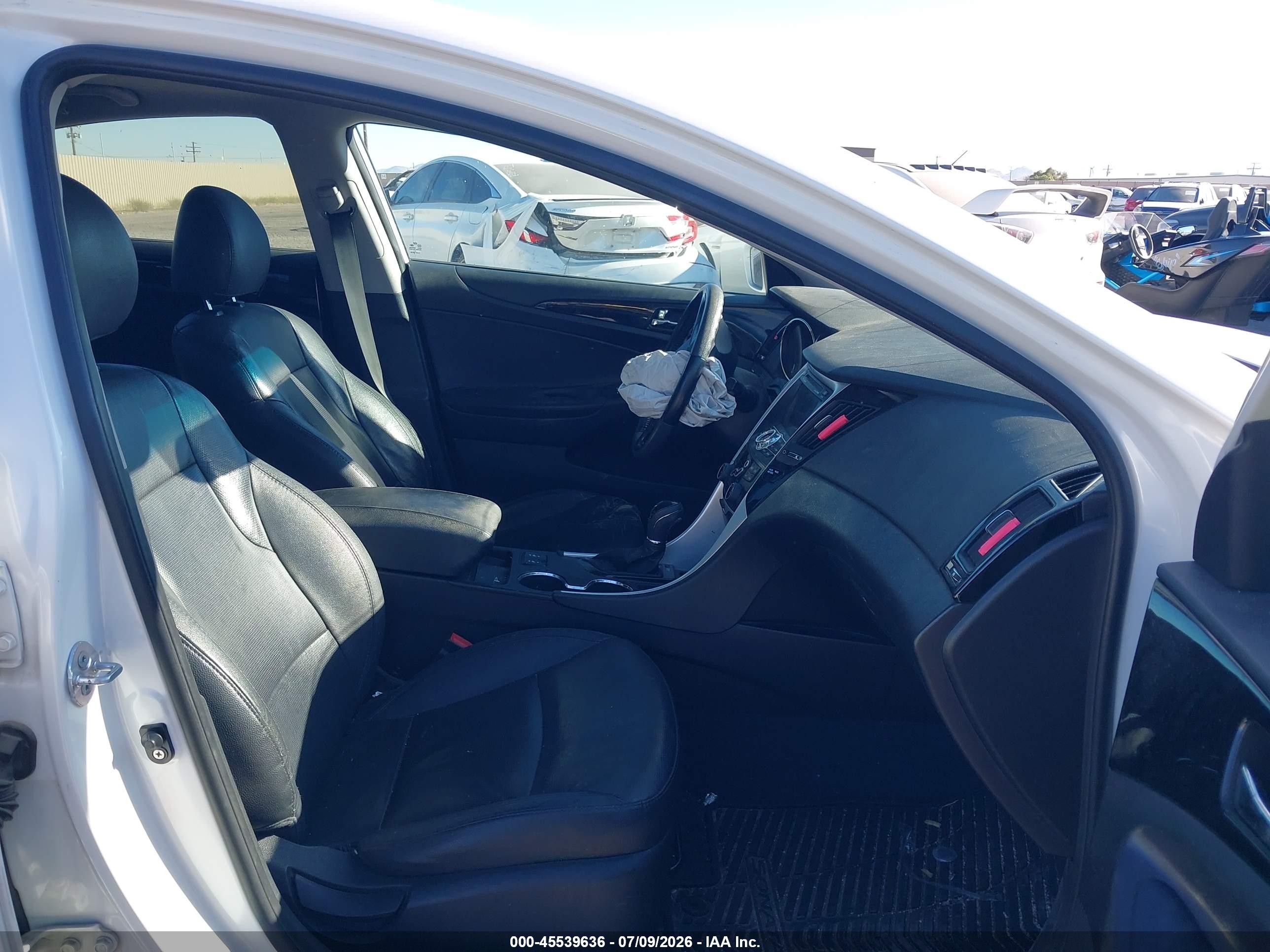 2011 Hyundai Sonata Limited White vin: 5NPEC4AC5BH237120