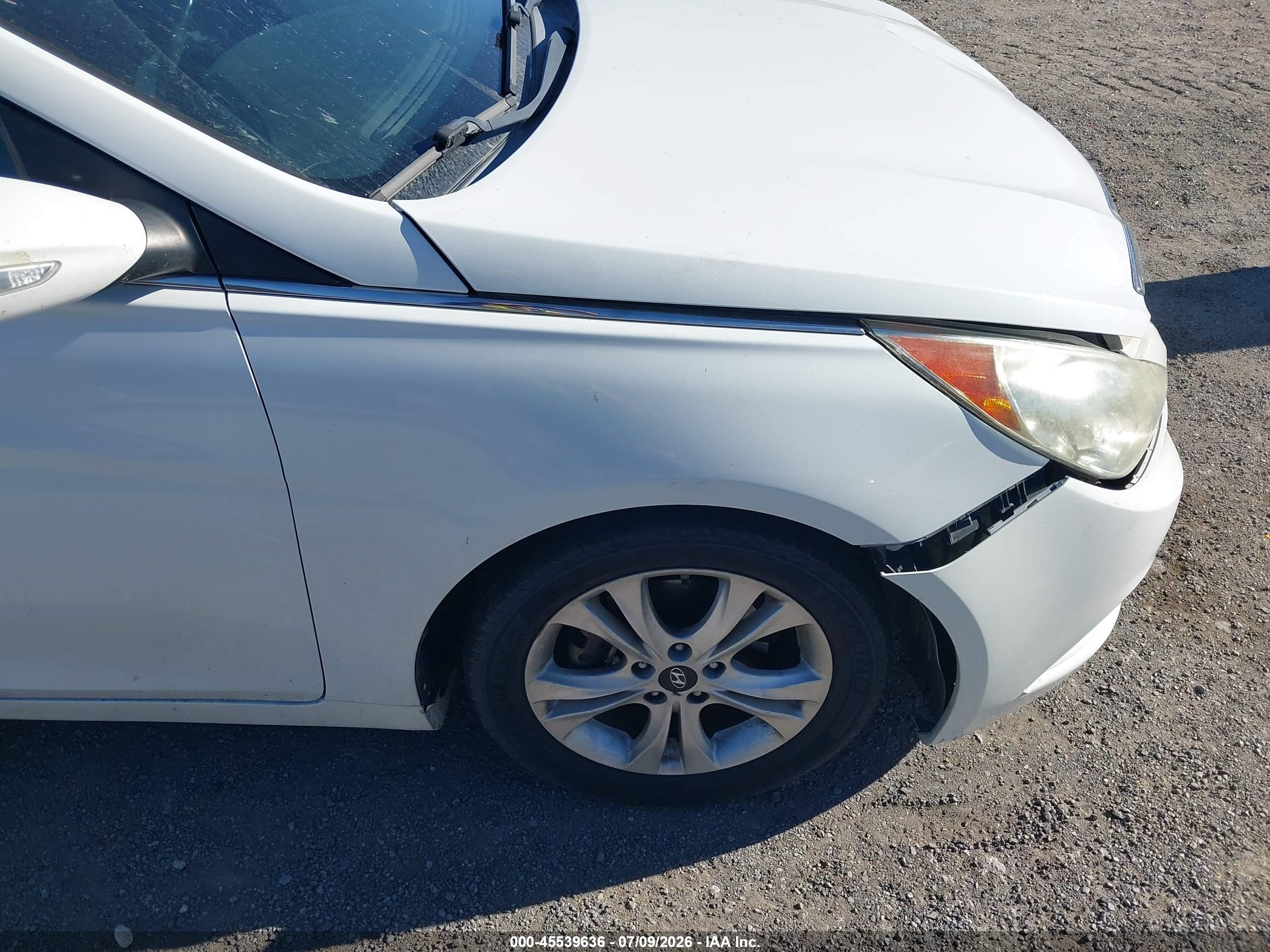 2011 Hyundai Sonata Limited White vin: 5NPEC4AC5BH237120