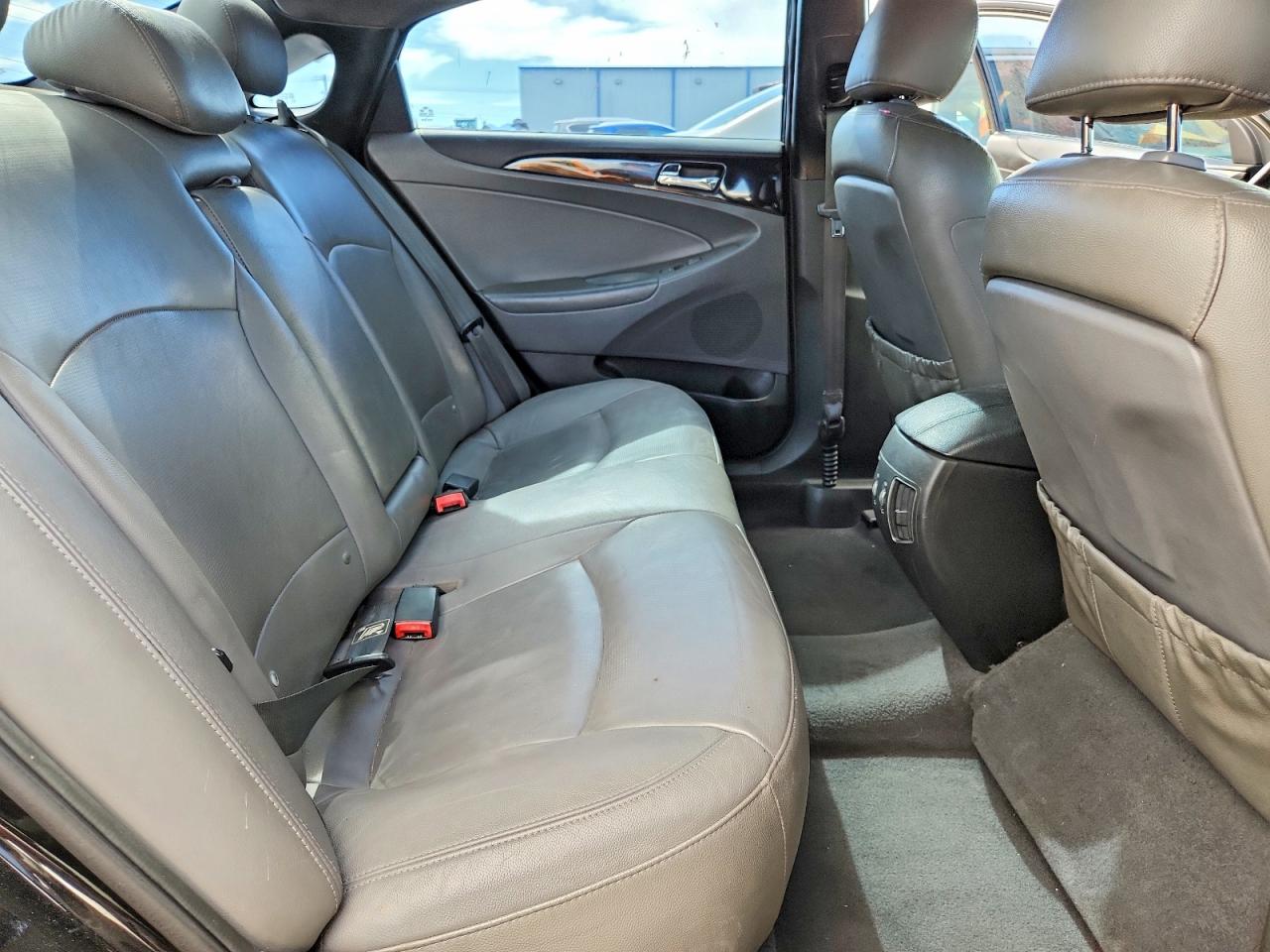 2011 Hyundai Sonata Limited Black vin: 5NPEC4AC5BH264317