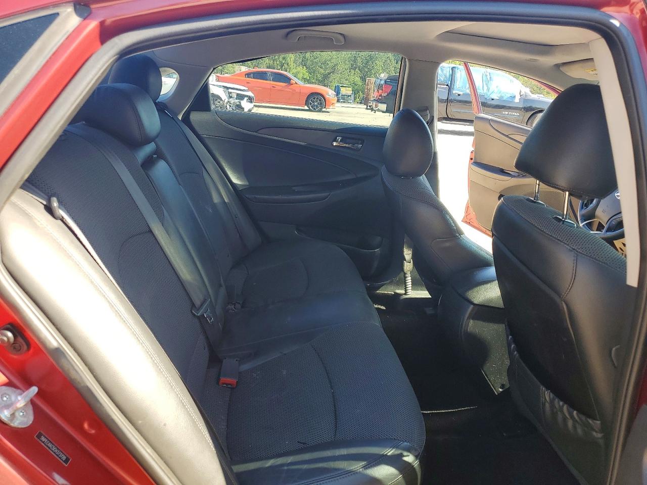 2012 Hyundai Sonata Red vin: 5NPEC4AC5CH373720