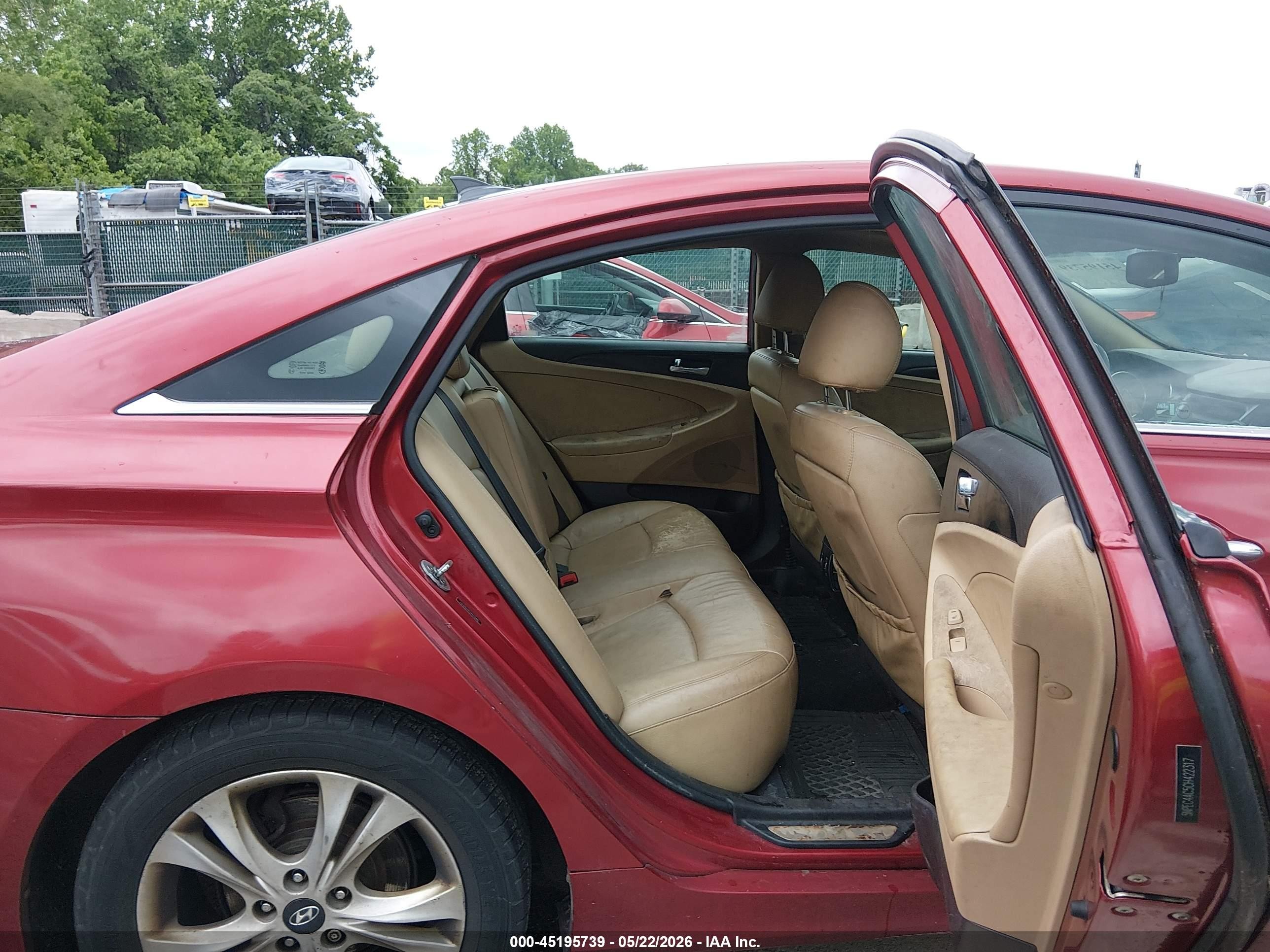 2012 Hyundai Sonata Limited Red vin: 5NPEC4AC5CH422317