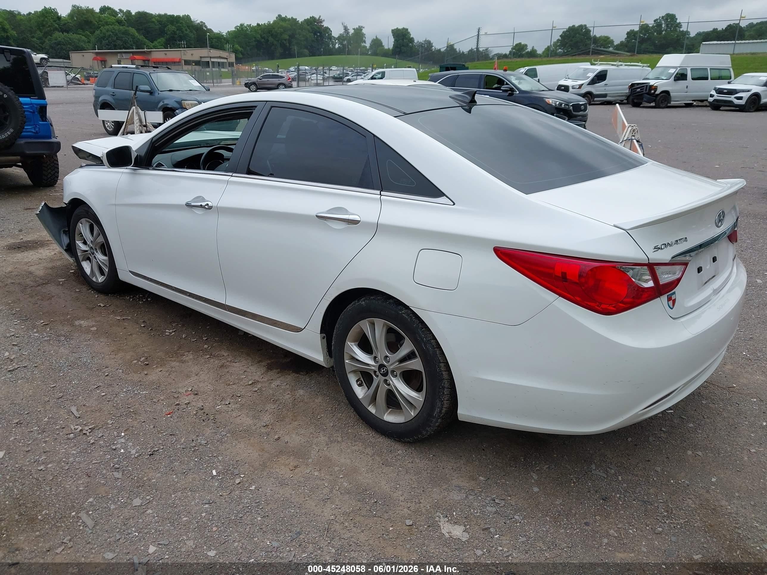 2012 Hyundai Sonata Limited White vin: 5NPEC4AC5CH450621