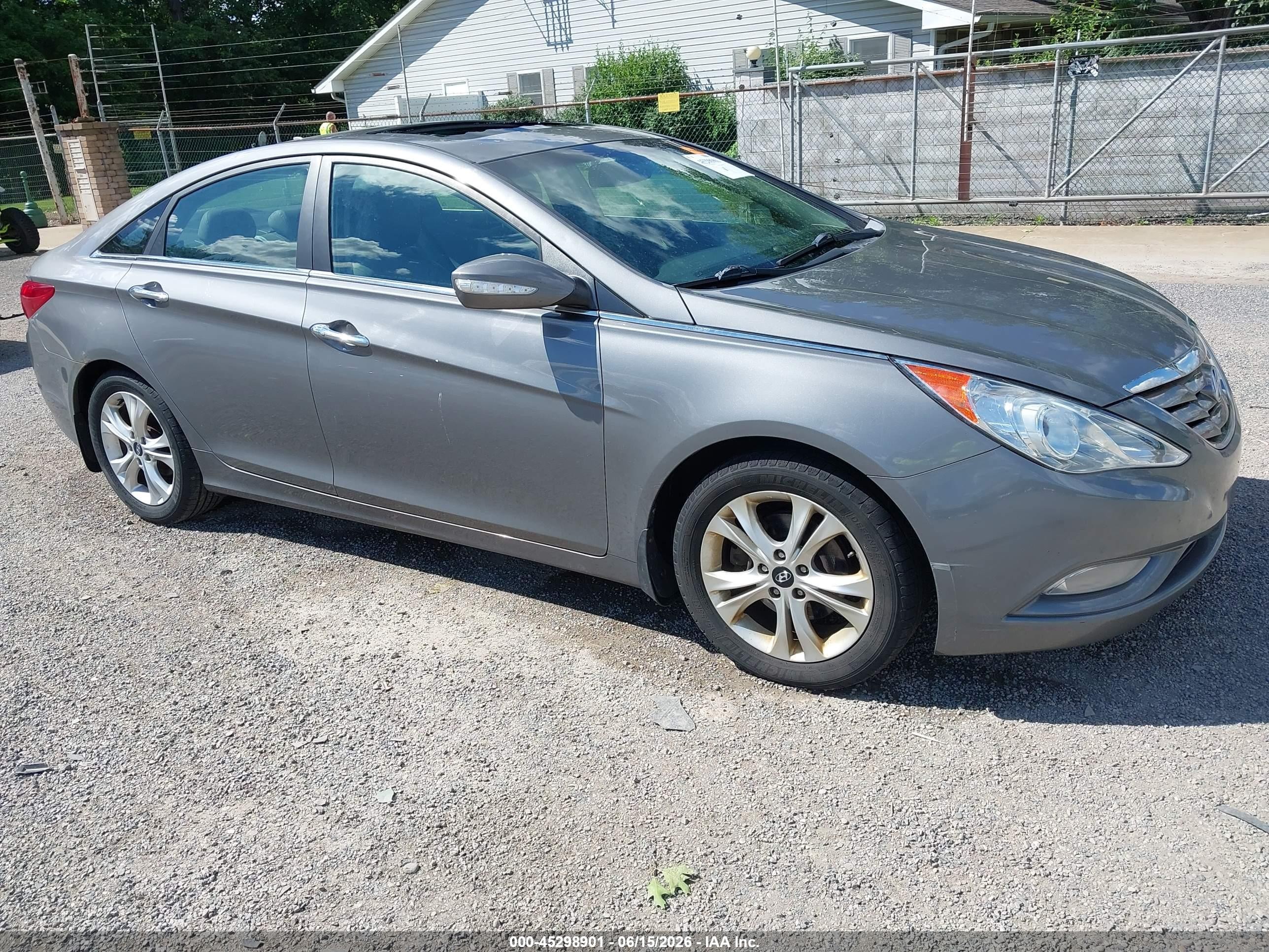 2013 Hyundai Sonata Limited Gray vin: 5NPEC4AC5DH786142