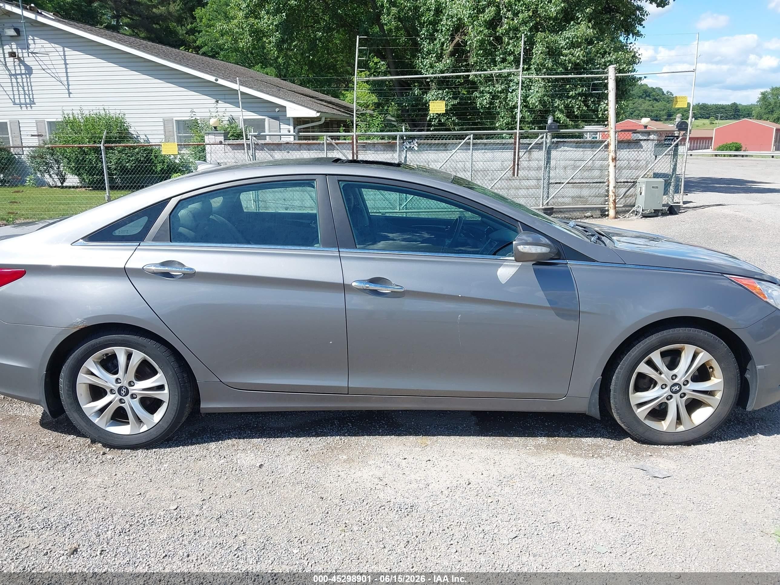 2013 Hyundai Sonata Limited Gray vin: 5NPEC4AC5DH786142
