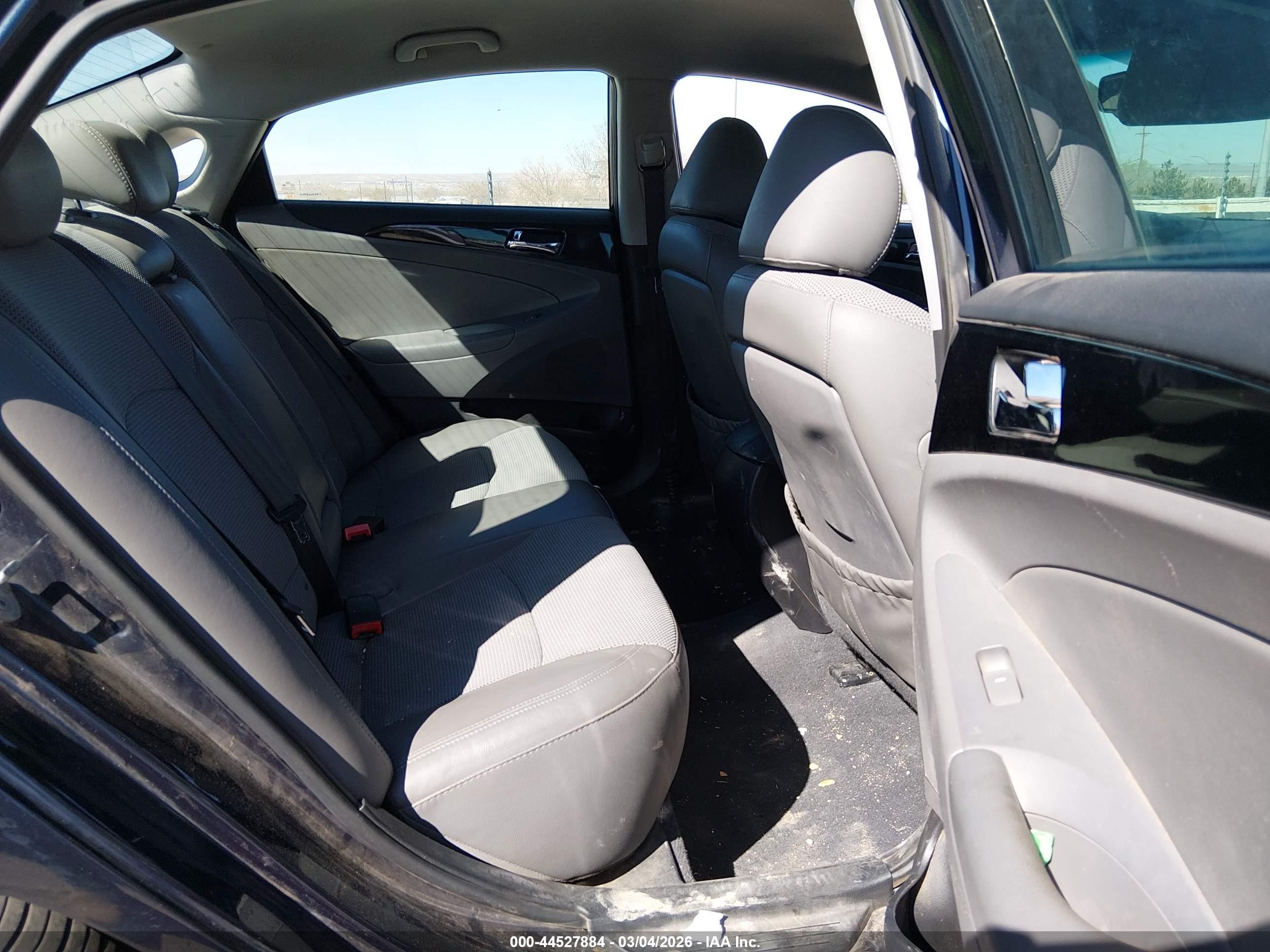 2014 Hyundai Sonata Se Dark Blue vin: 5NPEC4AC5EH825412