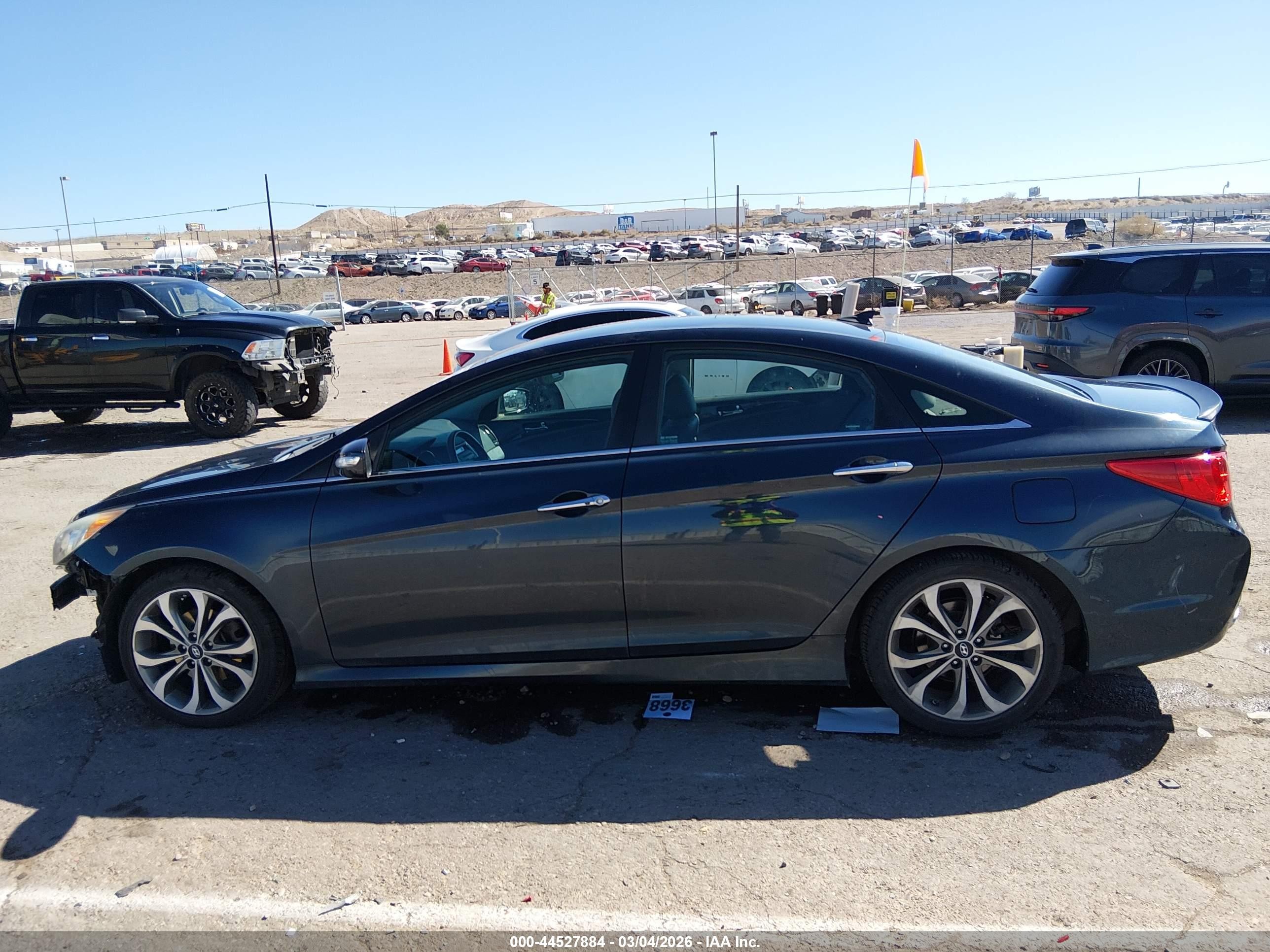 2014 Hyundai Sonata Se Dark Blue vin: 5NPEC4AC5EH825412