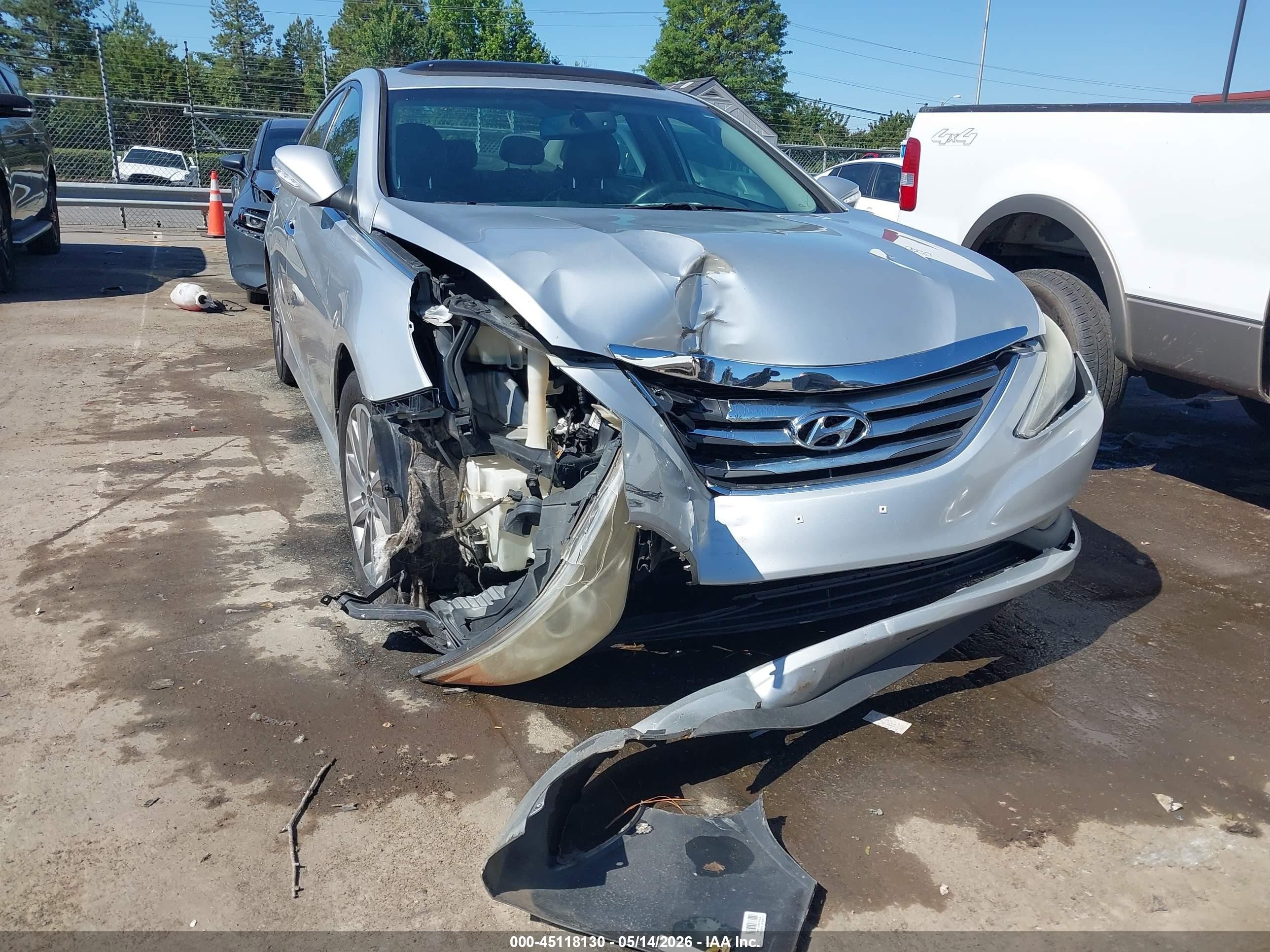 2014 Hyundai Sonata Limited Silver vin: 5NPEC4AC5EH830836
