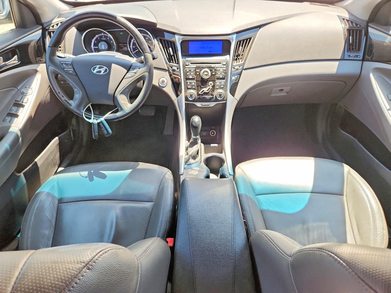2011 Hyundai Sonata Limited Silver vin: 5NPEC4AC6BH013905