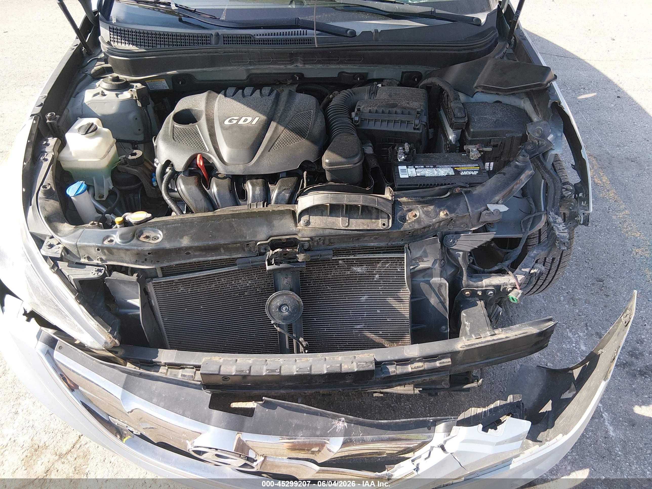 2011 Hyundai Sonata Limited Silver vin: 5NPEC4AC6BH024855
