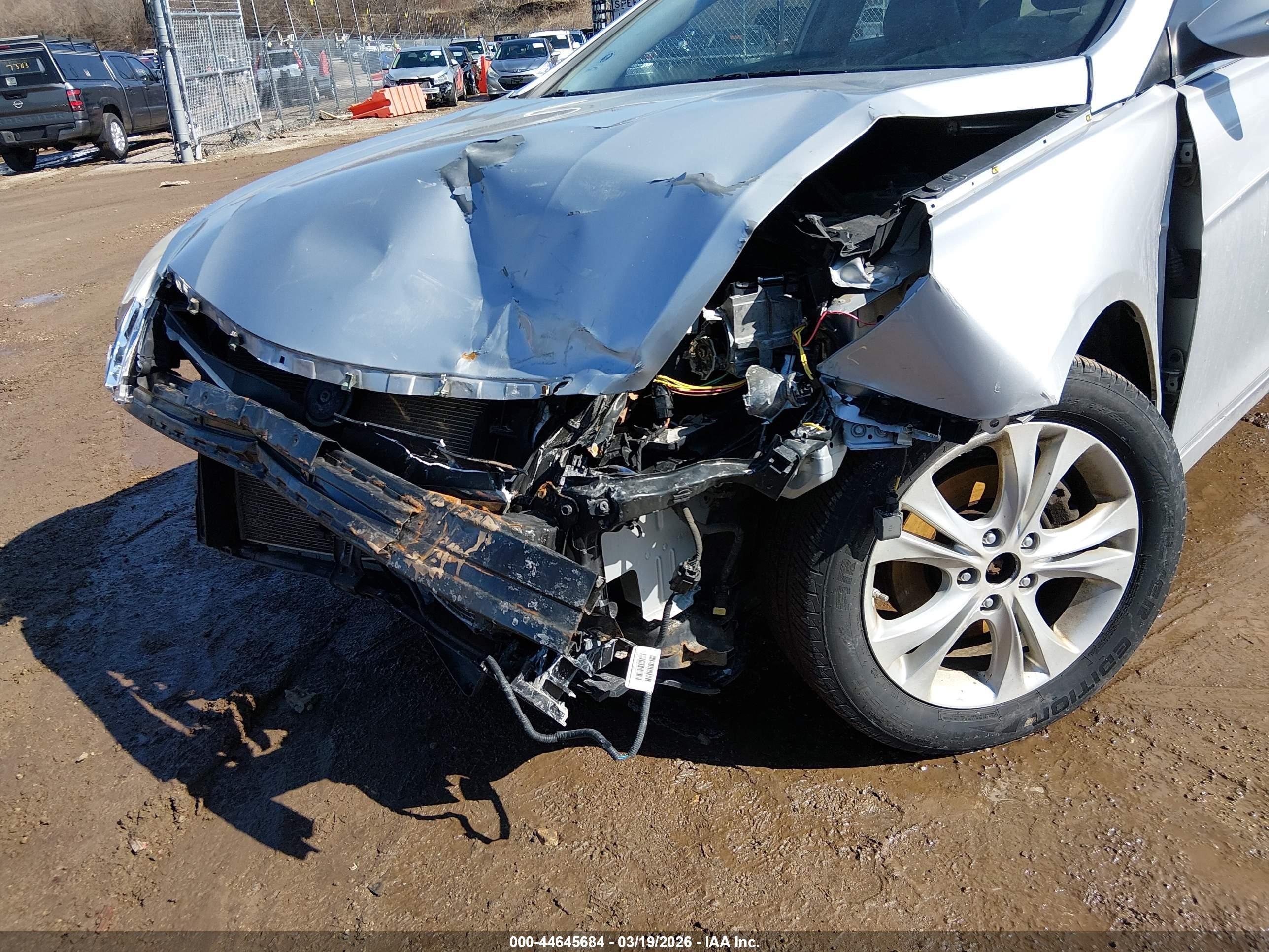 2011 Hyundai Sonata Ltd Silver vin: 5NPEC4AC6BH076678