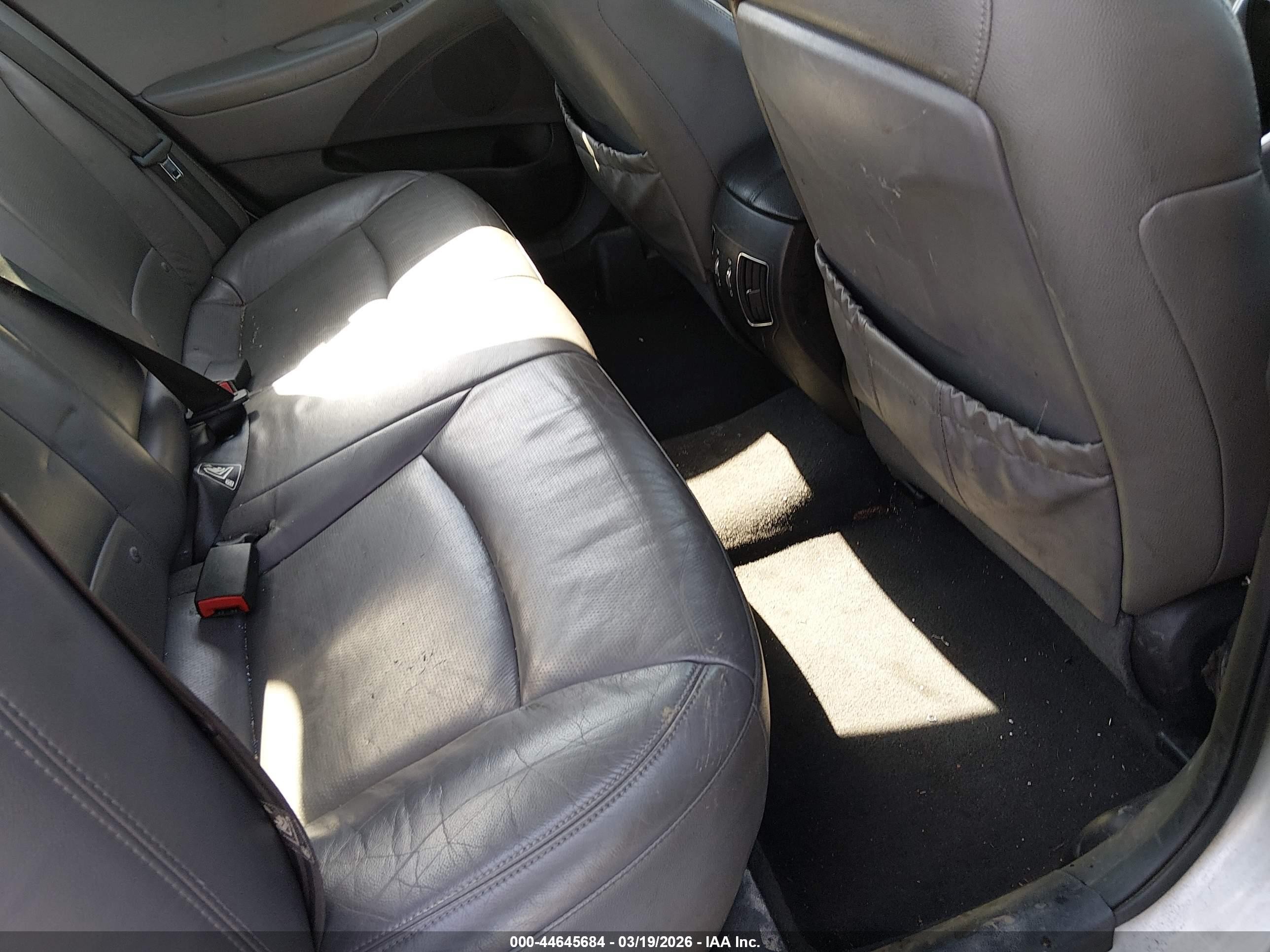 2011 Hyundai Sonata Ltd Silver vin: 5NPEC4AC6BH076678