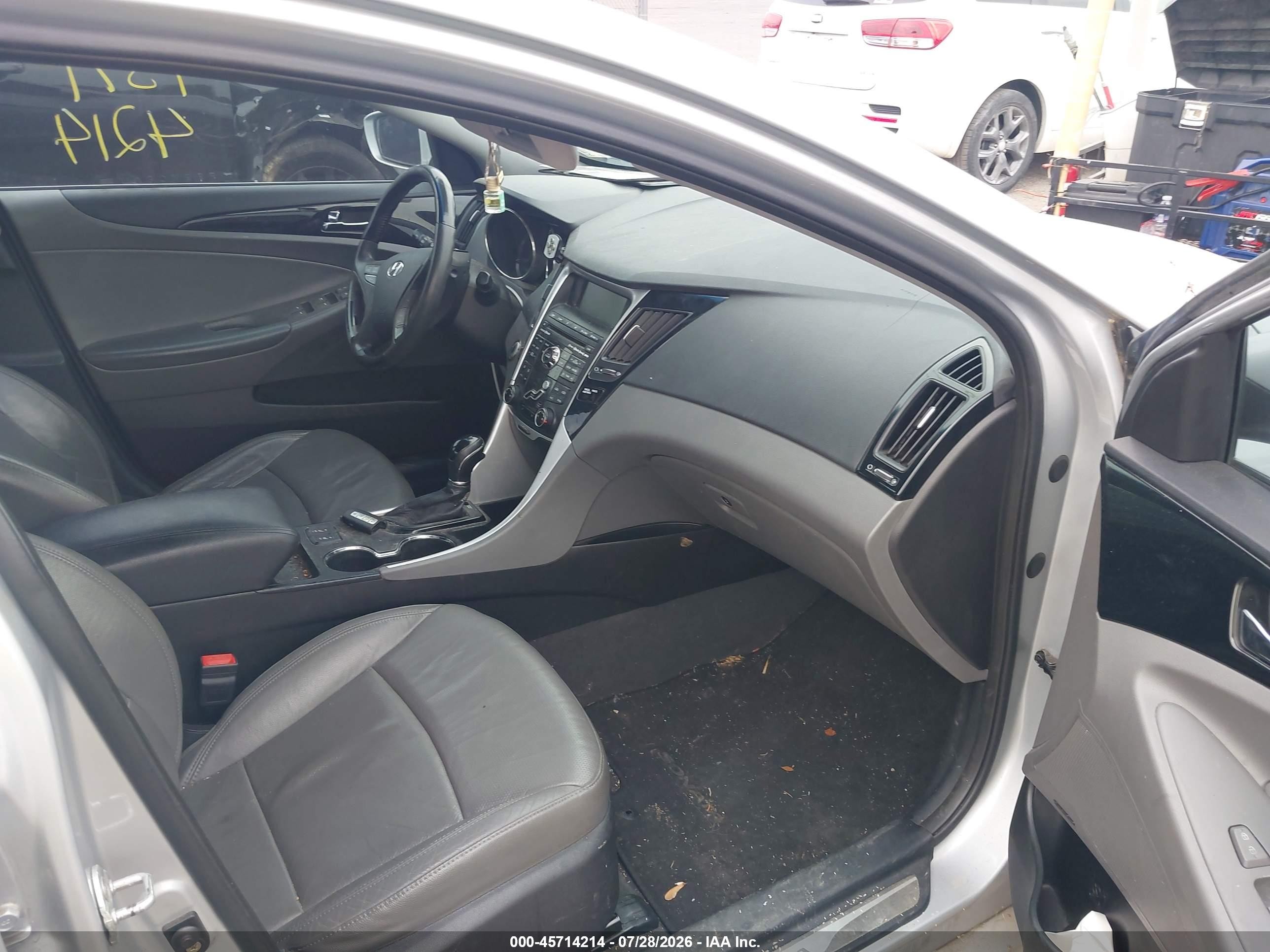 2011 Hyundai Sonata Limited Silver vin: 5NPEC4AC6BH124650
