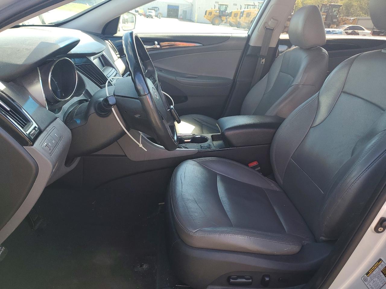 2011 Hyundai Sonata Limited Silver vin: 5NPEC4AC6BH221797