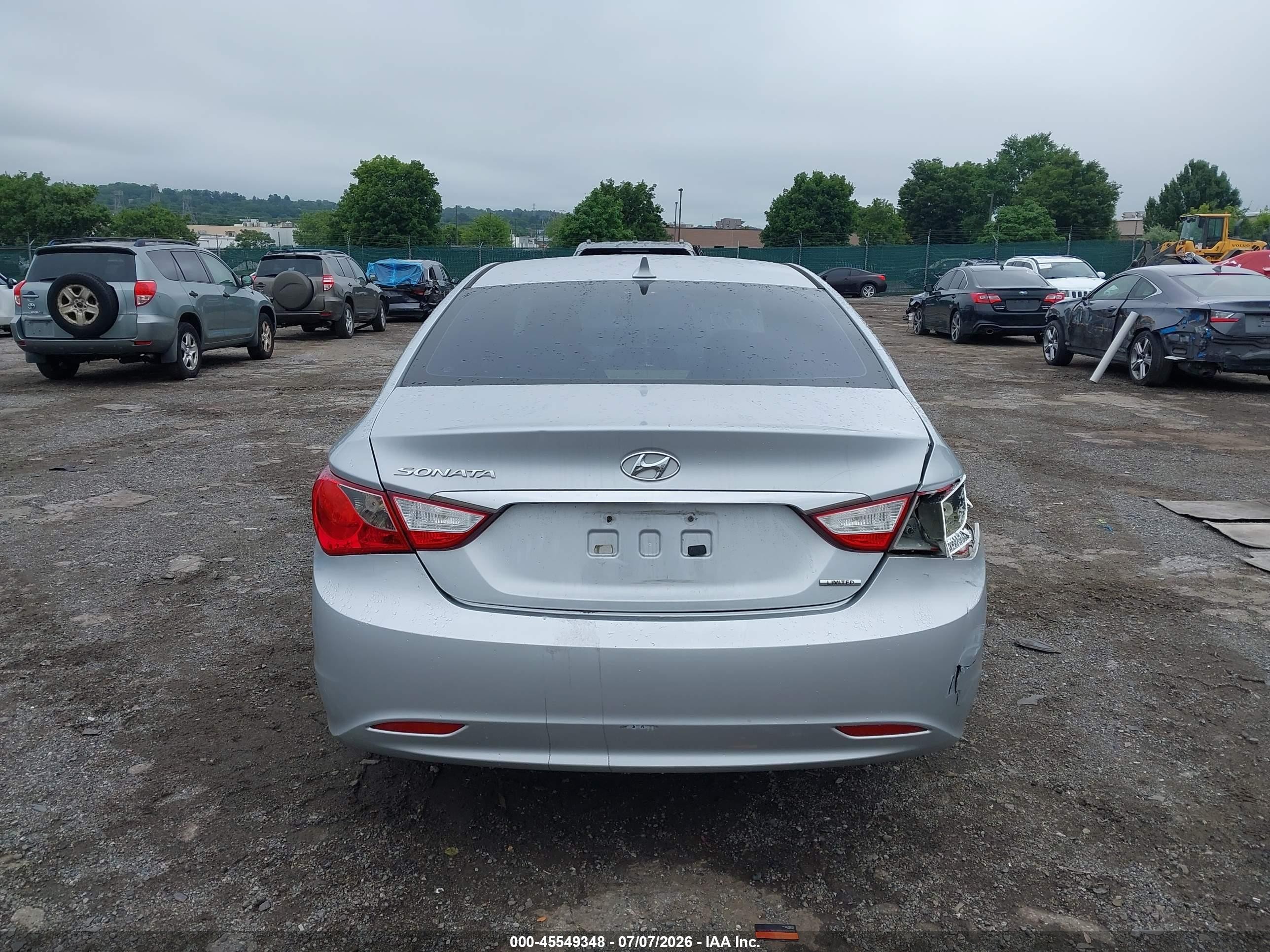 2011 Hyundai Sonata Limited Silver vin: 5NPEC4AC6BH293857