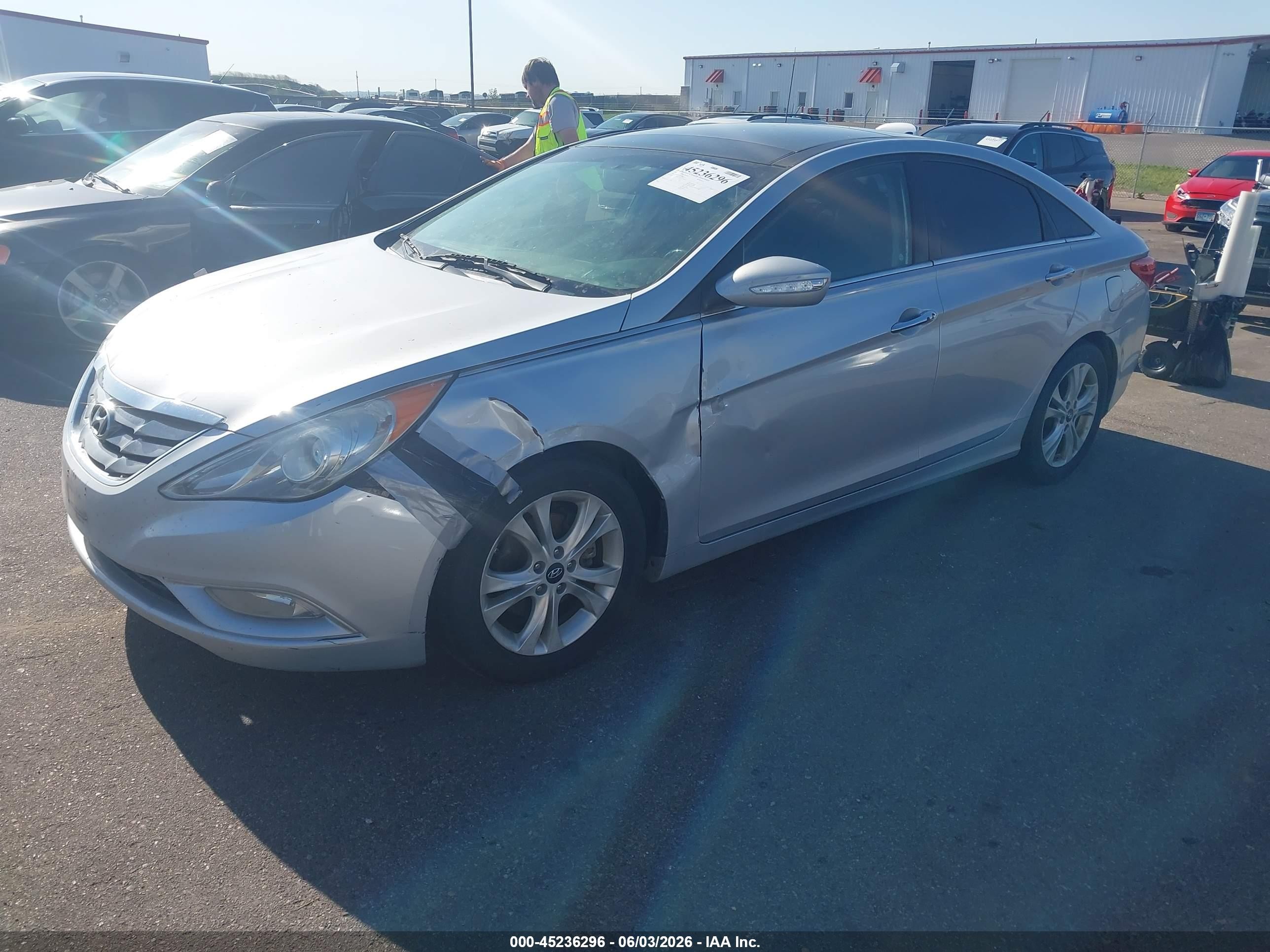 2012 Hyundai Sonata Limited Silver vin: 5NPEC4AC6CH341231