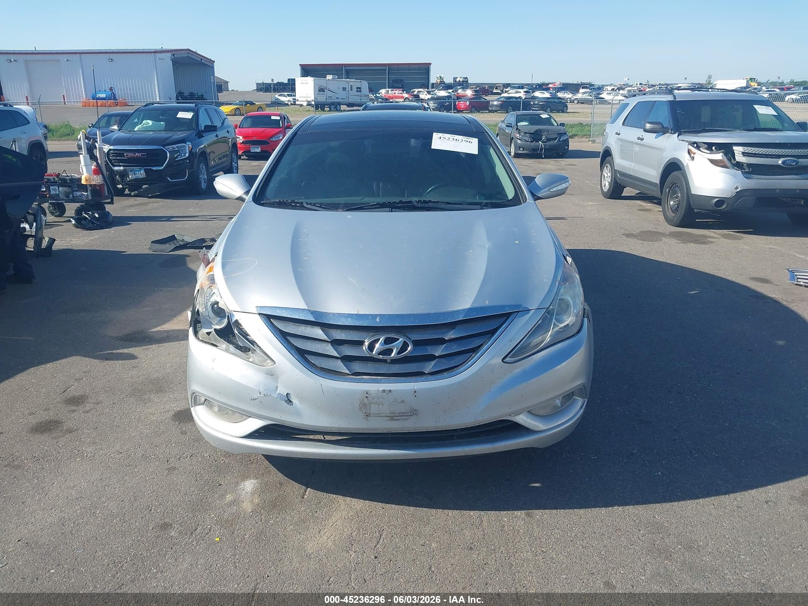 2012 Hyundai Sonata Limited Silver vin: 5NPEC4AC6CH341231