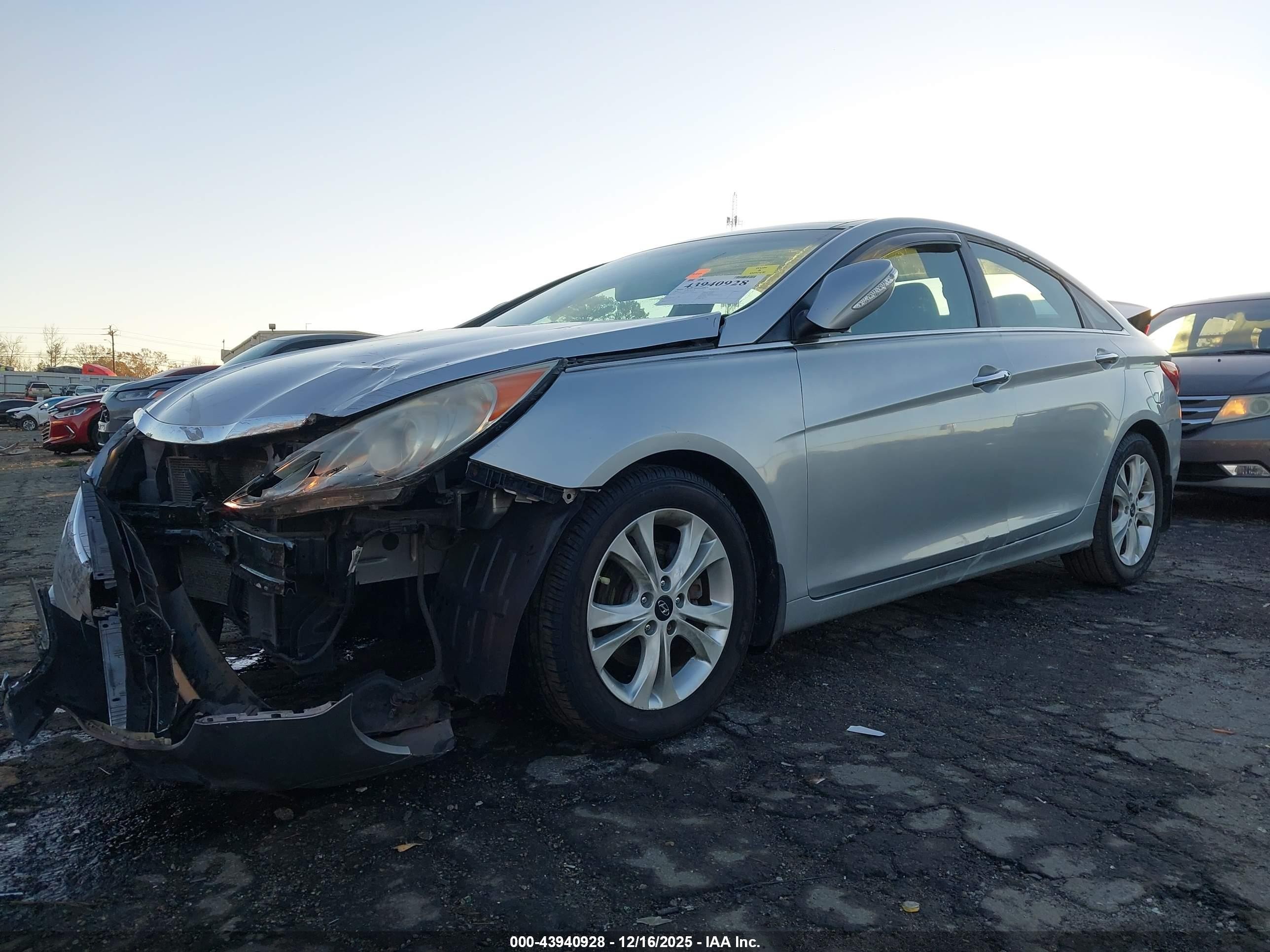 2012 Hyundai Sonata Limited Silver vin: 5NPEC4AC6CH392177