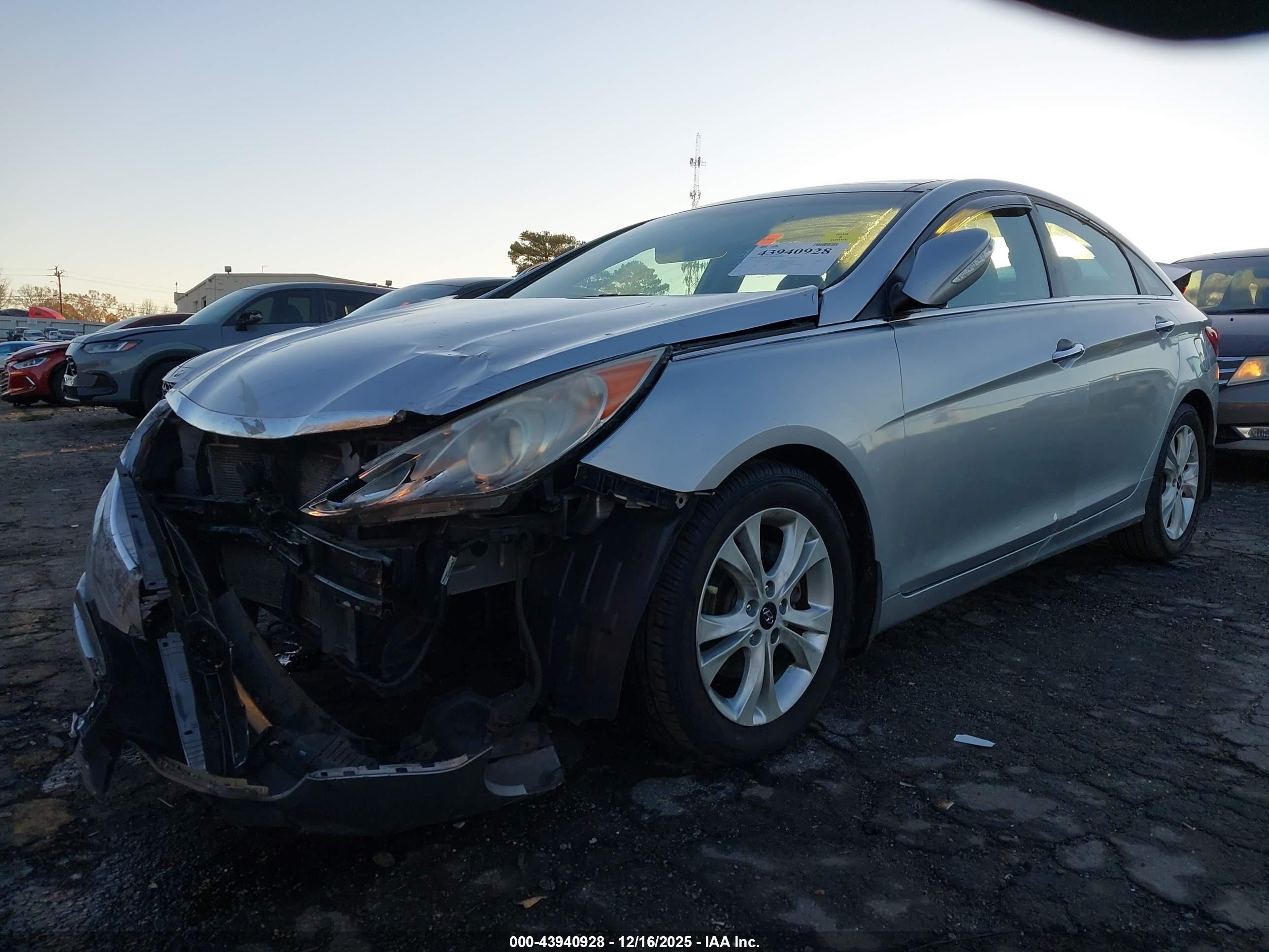 2012 Hyundai Sonata Limited Silver vin: 5NPEC4AC6CH392177