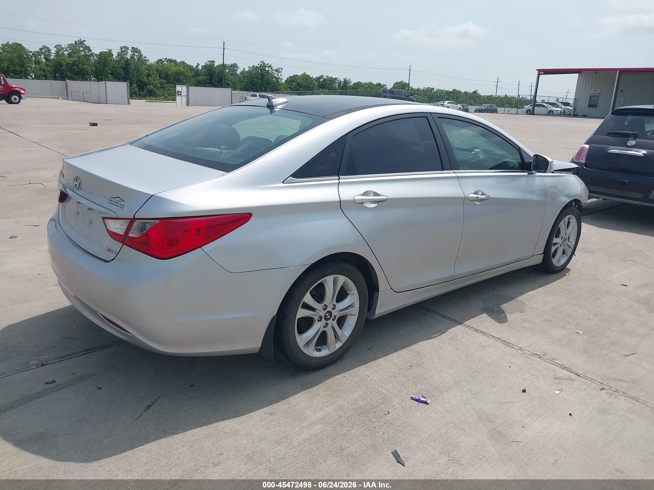 2013 Hyundai Sonata Limited Silver vin: 5NPEC4AC6DH690231