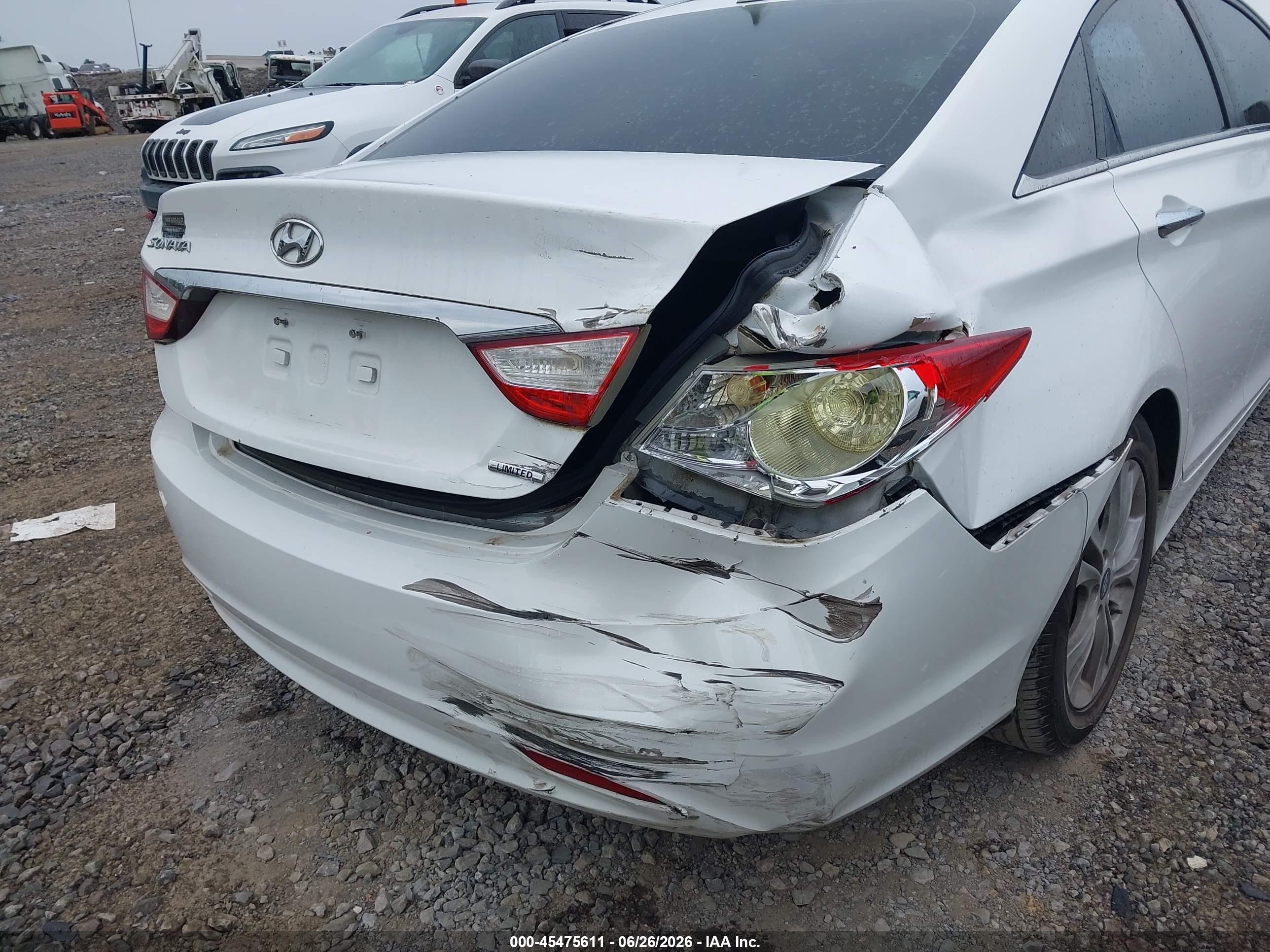 2013 Hyundai Sonata Limited White vin: 5NPEC4AC6DH800419
