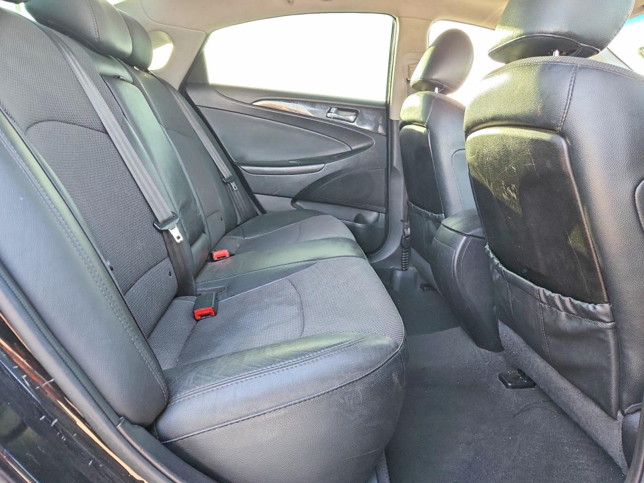 2014 Hyundai Sonata Se Черный vin: 5NPEC4AC6EH811857