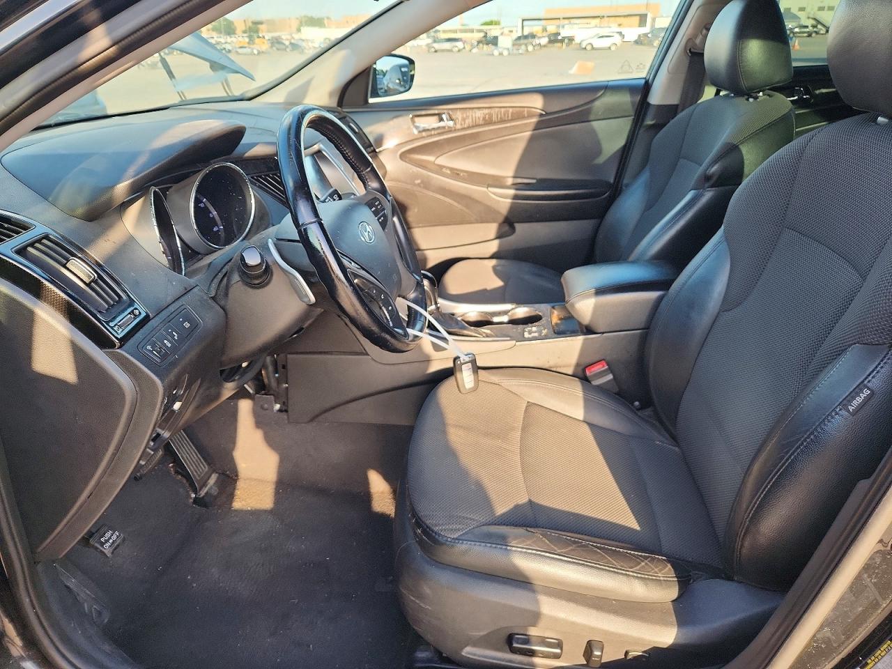 2014 Hyundai Sonata Se Черный vin: 5NPEC4AC6EH811857