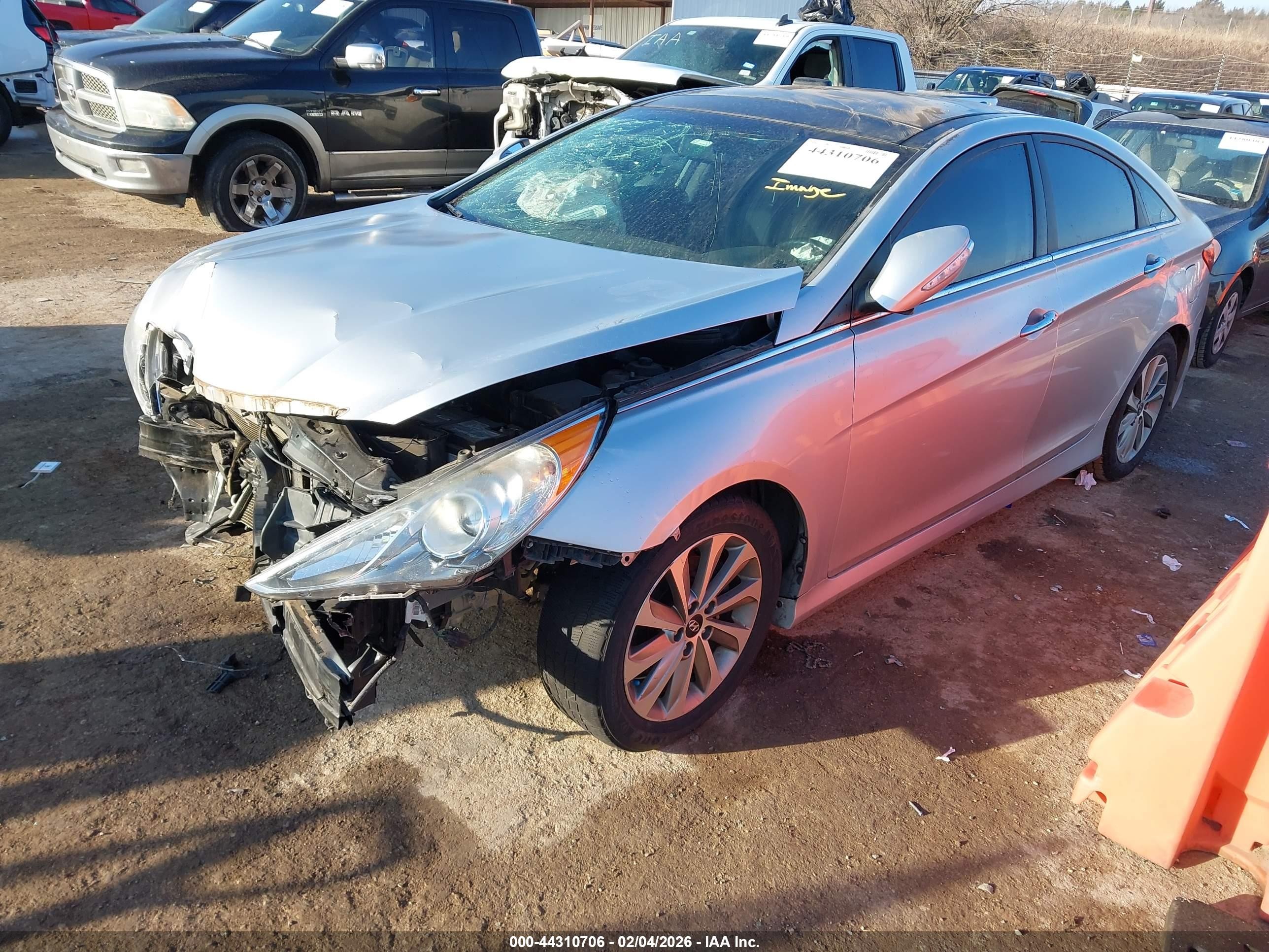 2014 Hyundai Sonata Limited Silver vin: 5NPEC4AC6EH837004