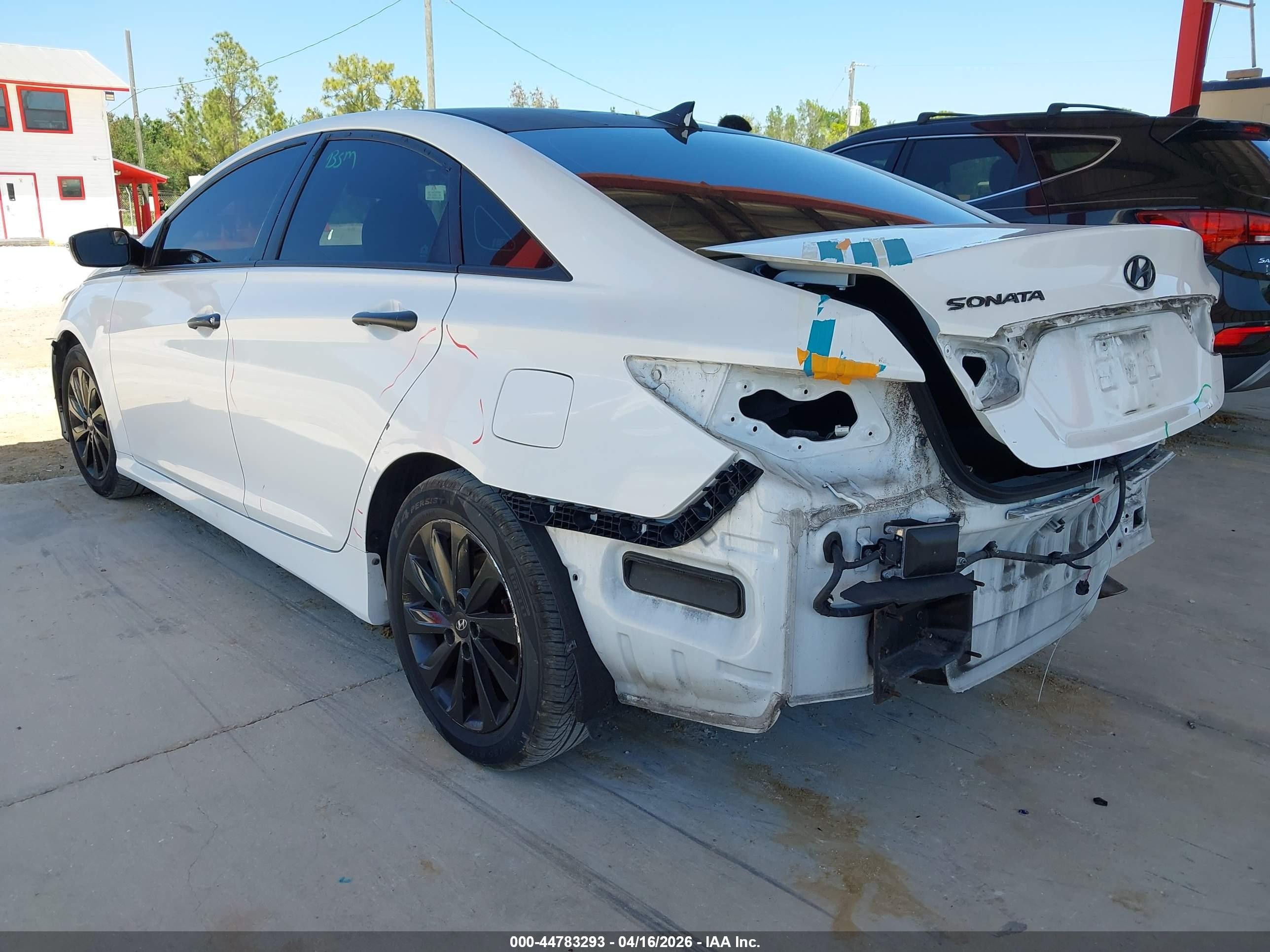 2014 Hyundai Sonata Limited White vin: 5NPEC4AC6EH848505