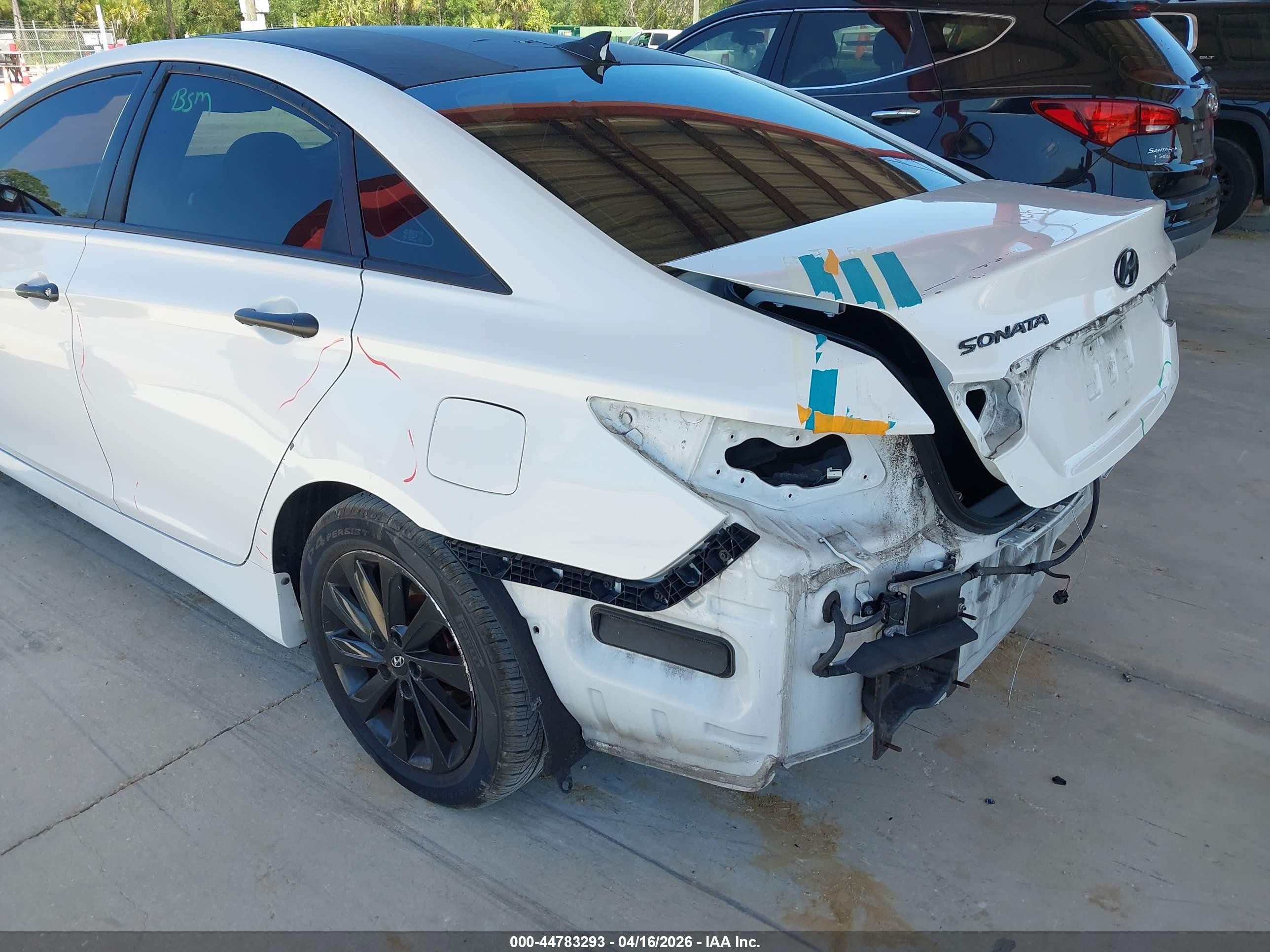 2014 Hyundai Sonata Limited White vin: 5NPEC4AC6EH848505