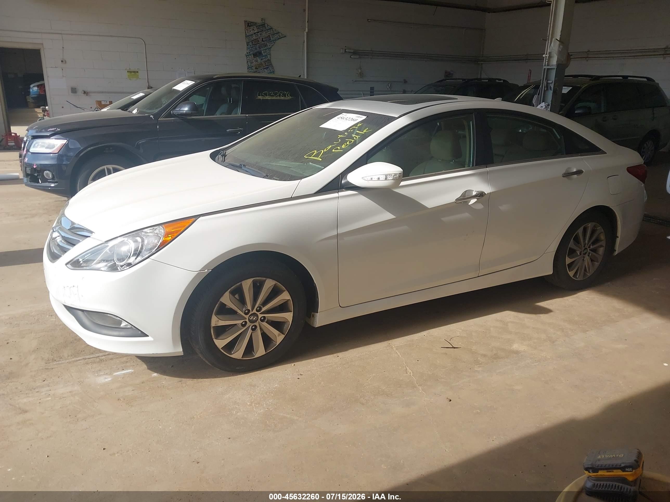 2014 Hyundai Sonata Limited Белый vin: 5NPEC4AC6EH856992