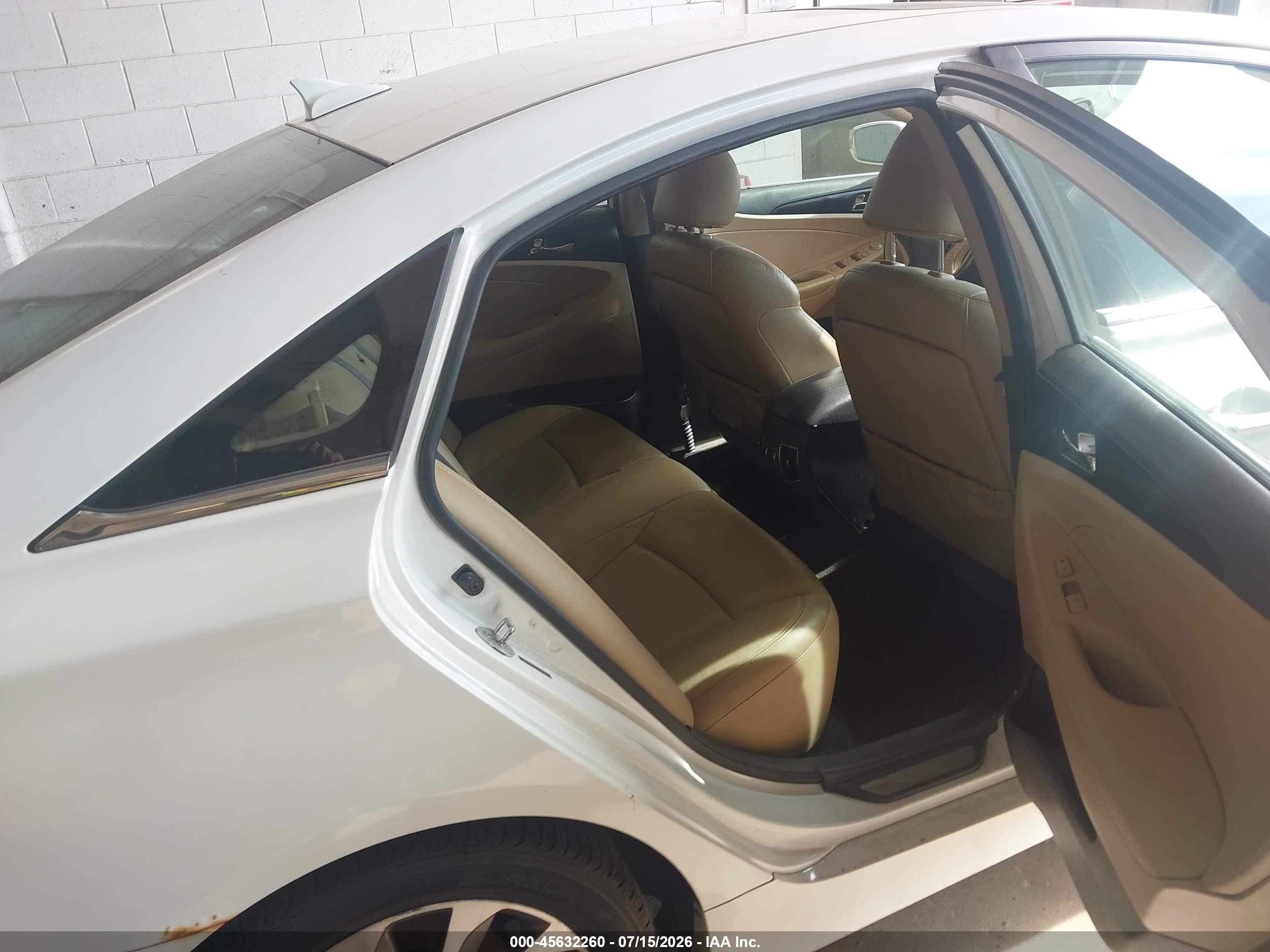 2014 Hyundai Sonata Limited Белый vin: 5NPEC4AC6EH856992