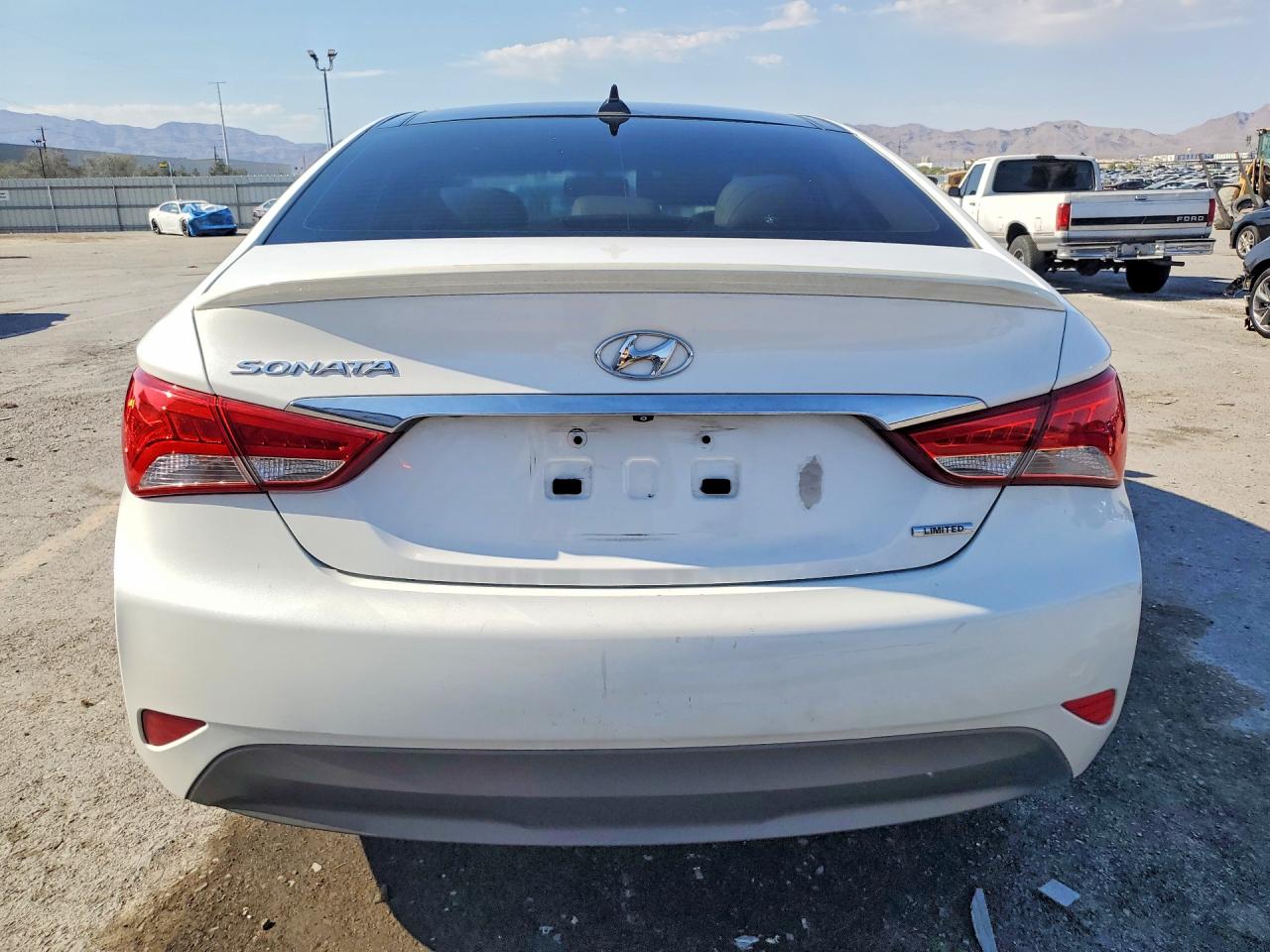 2014 Hyundai Sonata Limited Белый vin: 5NPEC4AC6EH931657