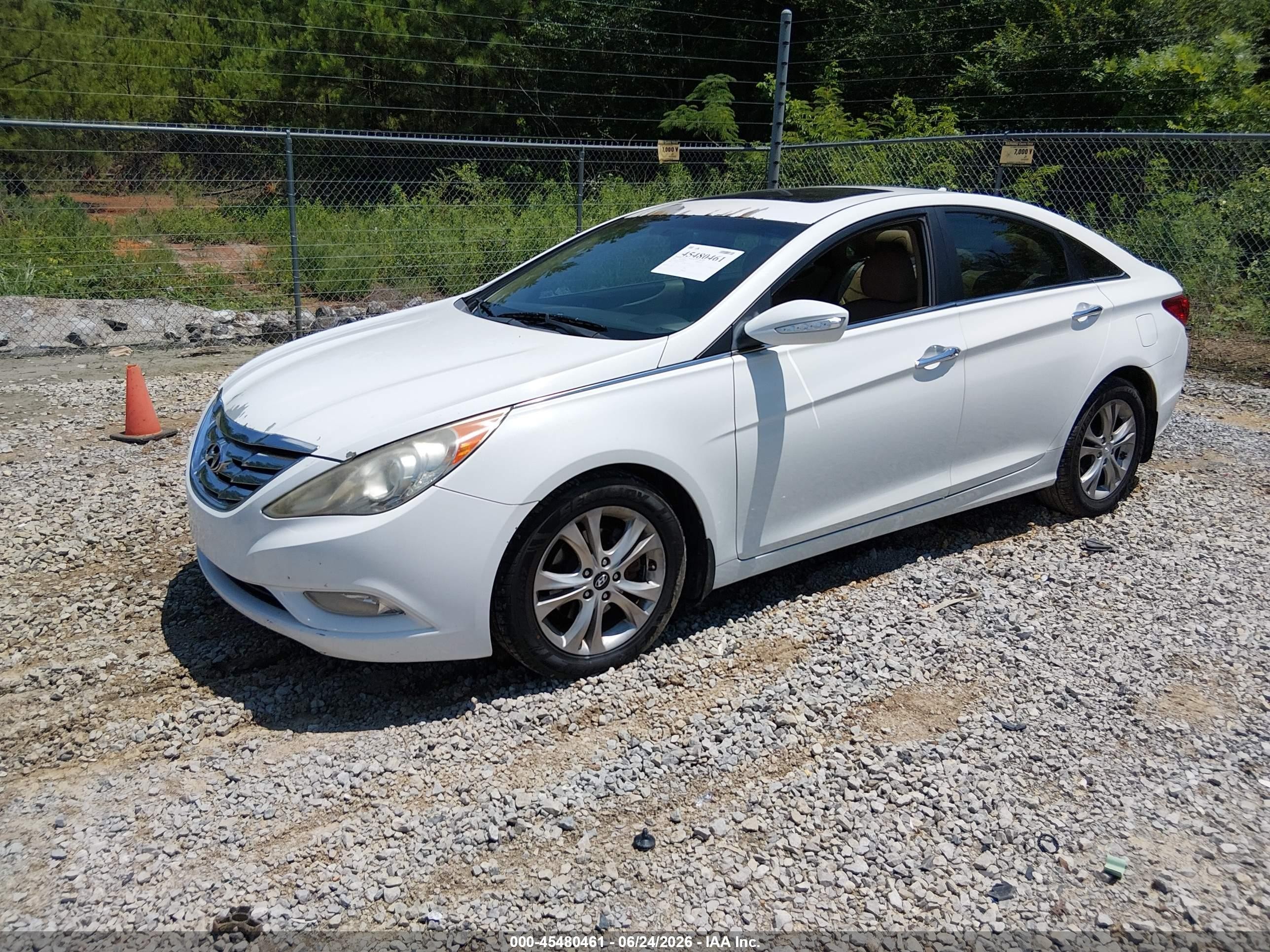2011 Hyundai Sonata Limited White vin: 5NPEC4AC7BH101376