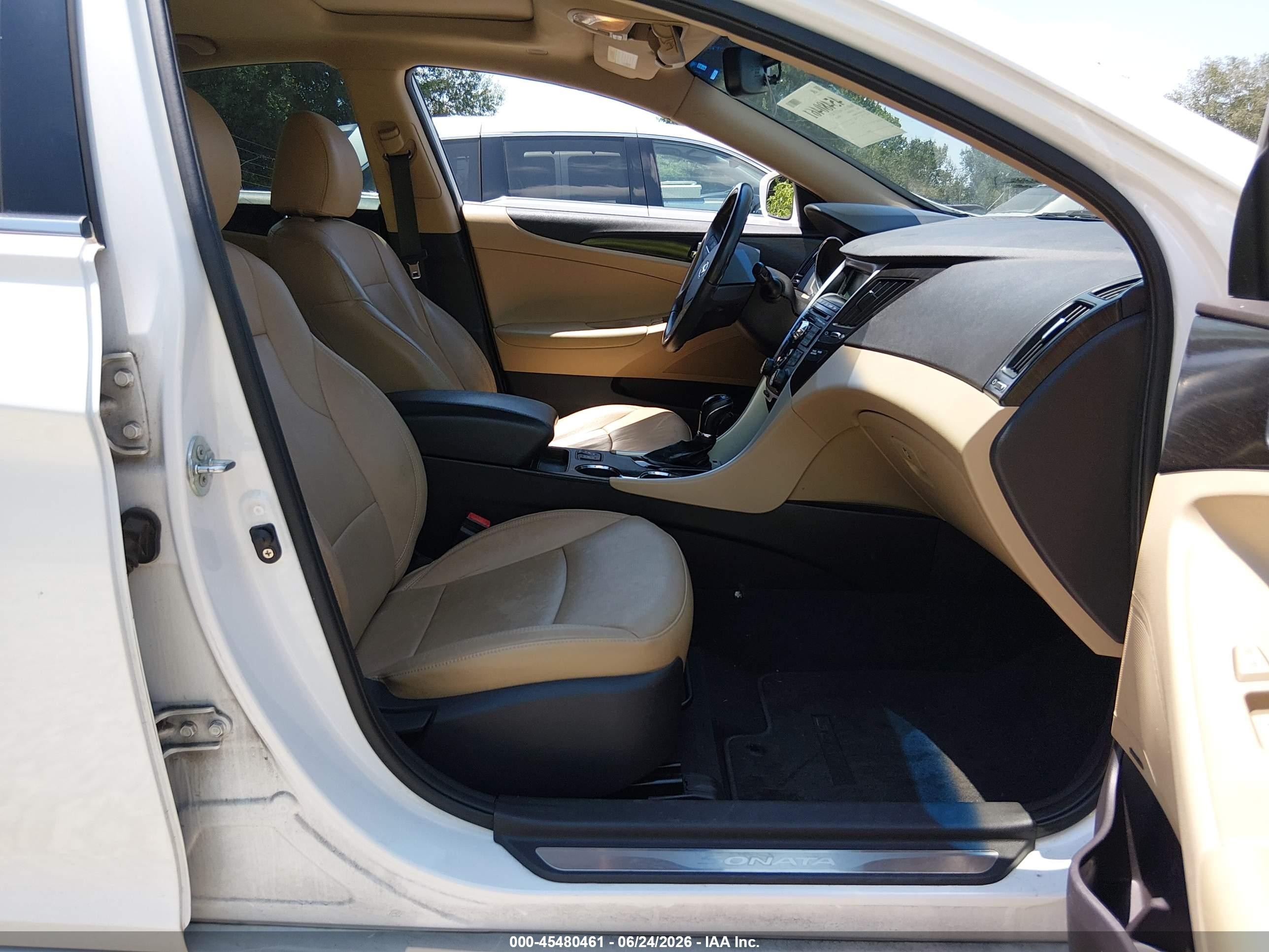 2011 Hyundai Sonata Limited White vin: 5NPEC4AC7BH101376