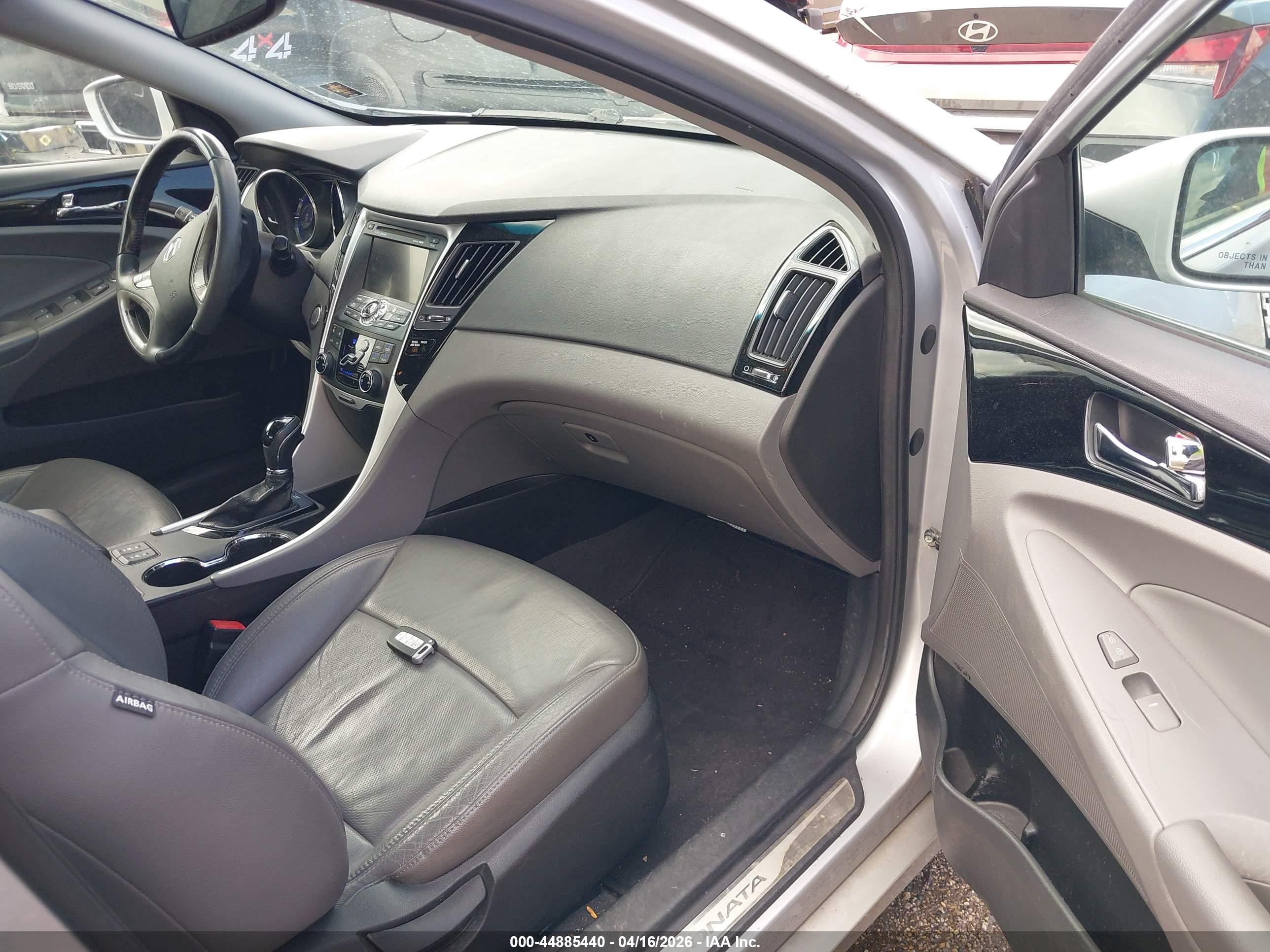 2011 Hyundai Sonata Ltd Серебряный vin: 5NPEC4AC7BH190656