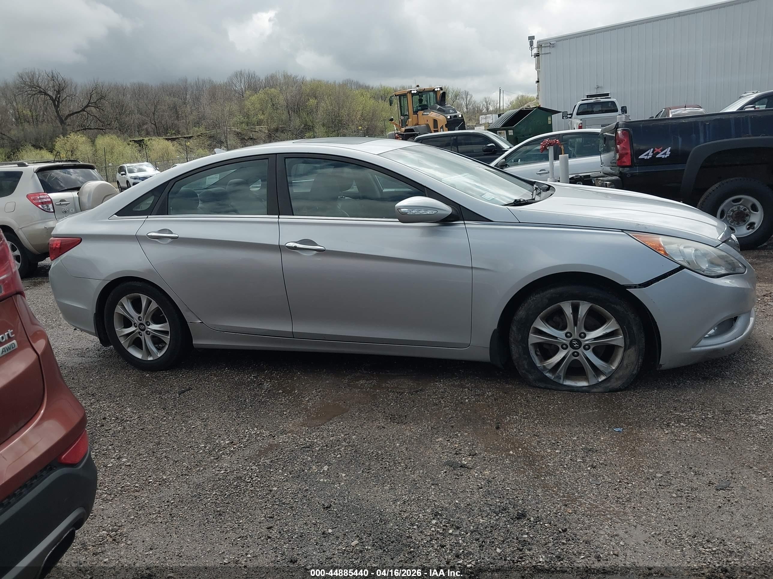 2011 Hyundai Sonata Ltd Серебряный vin: 5NPEC4AC7BH190656