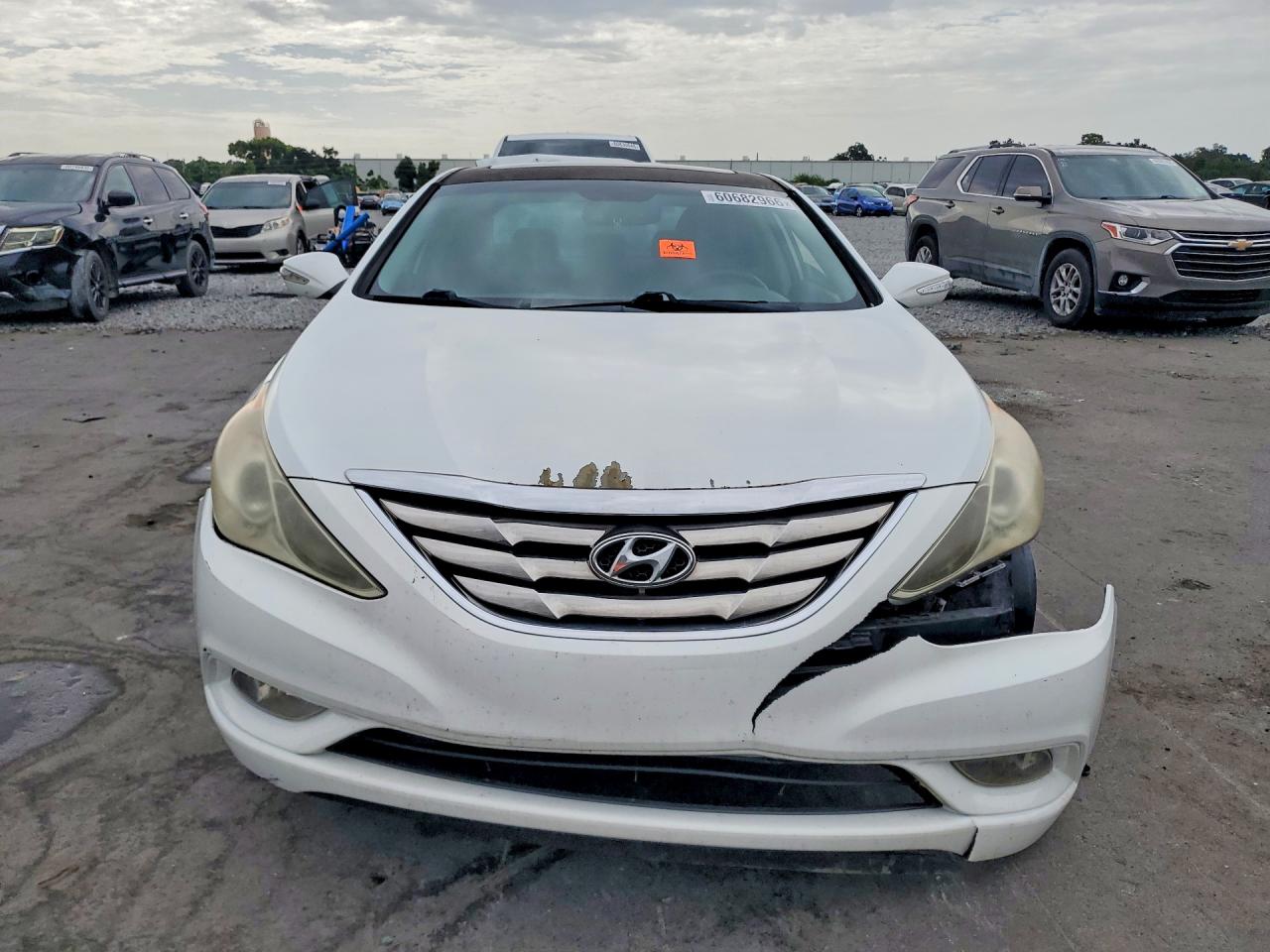 2011 Hyundai Sonata Limited White vin: 5NPEC4AC7BH190916