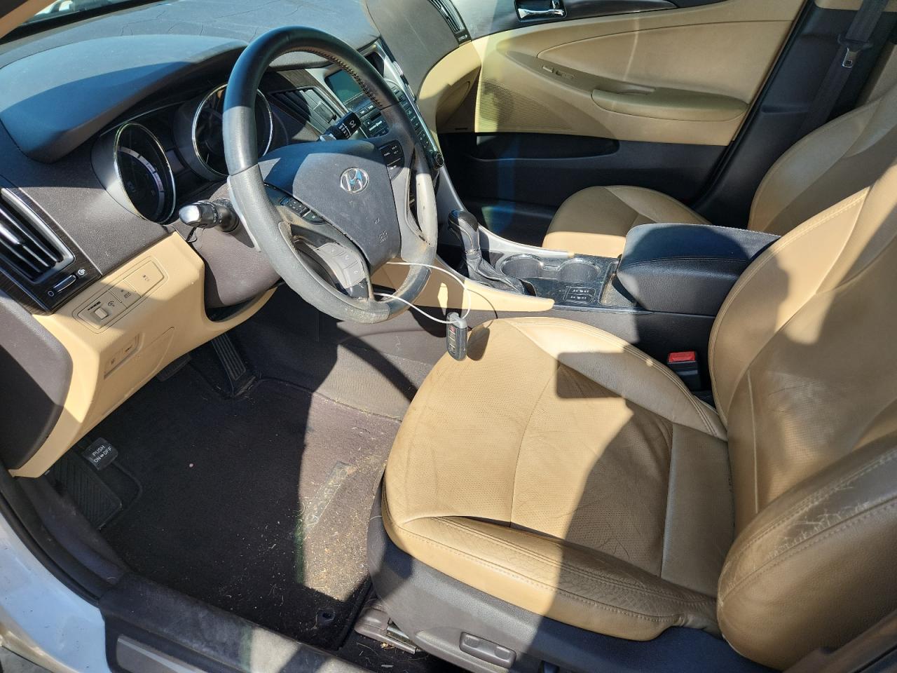 2011 Hyundai Sonata Limited White vin: 5NPEC4AC7BH210999