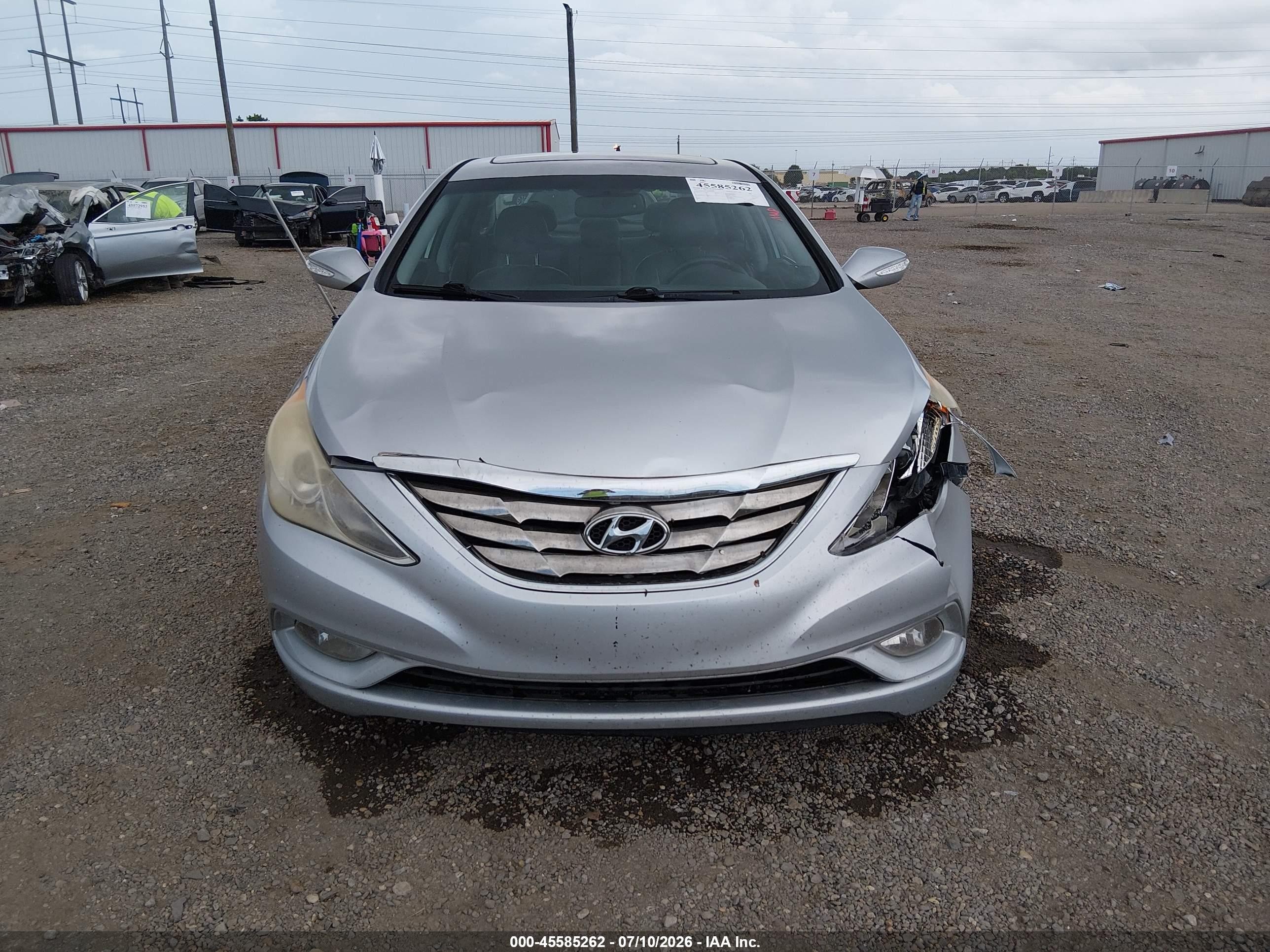 2013 Hyundai Sonata Limited Silver vin: 5NPEC4AC7DH590302