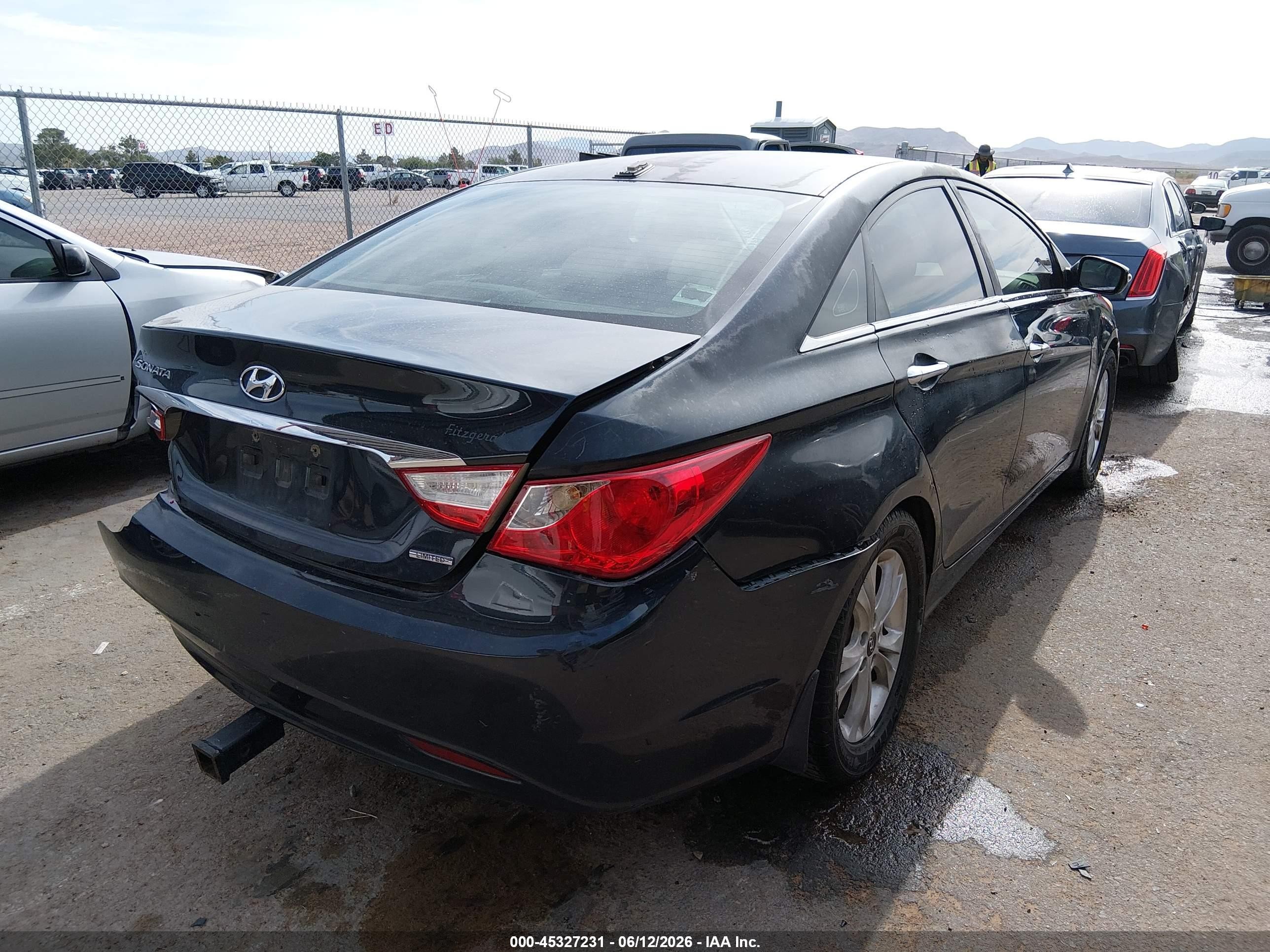 2013 Hyundai Sonata Limited Dark Blue vin: 5NPEC4AC7DH591465