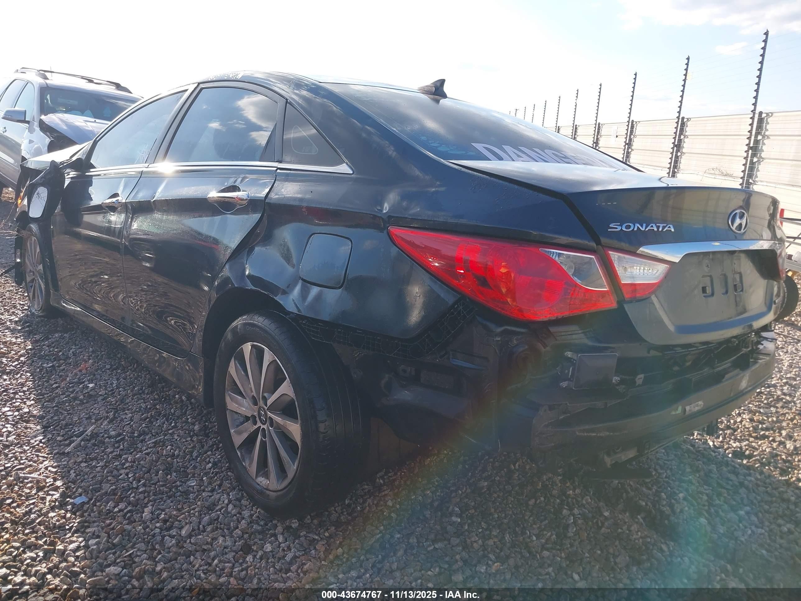 2014 Hyundai Sonata Limited Black vin: 5NPEC4AC7EH825072