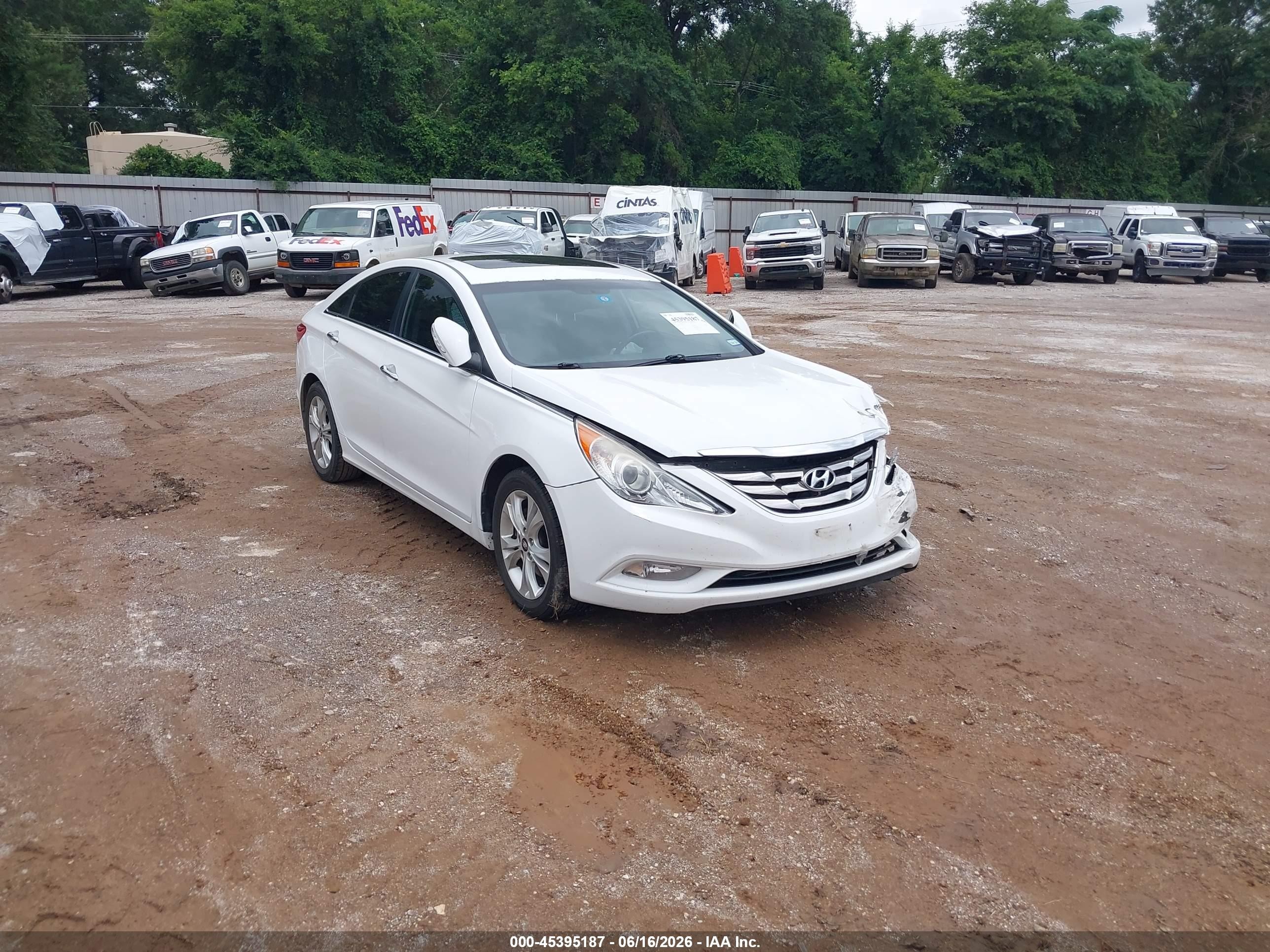 2011 Hyundai Sonata Limited White vin: 5NPEC4AC8BH030821